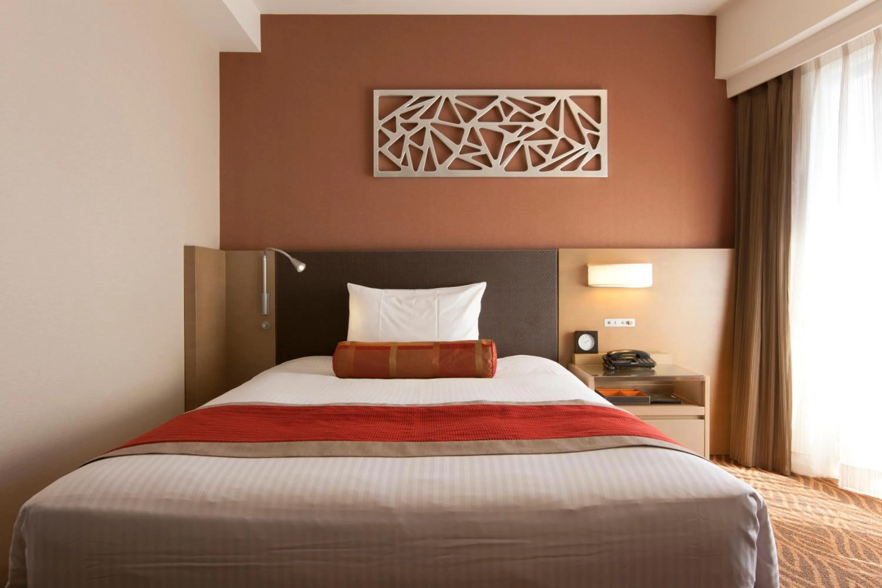 Bed in Hotel Sardonyx Tokyo