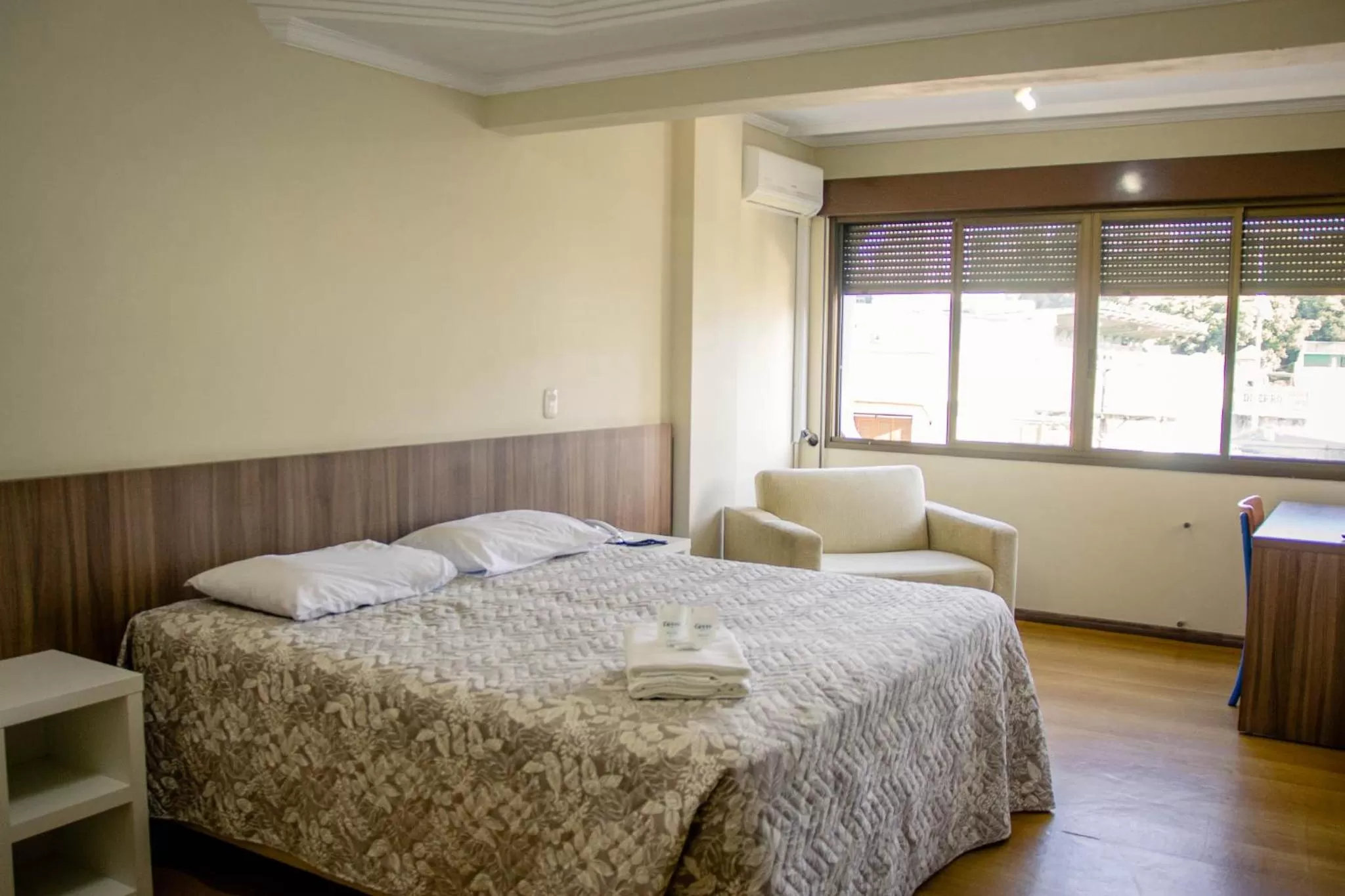 Bedroom, Bed in Hotel Letto Caxias