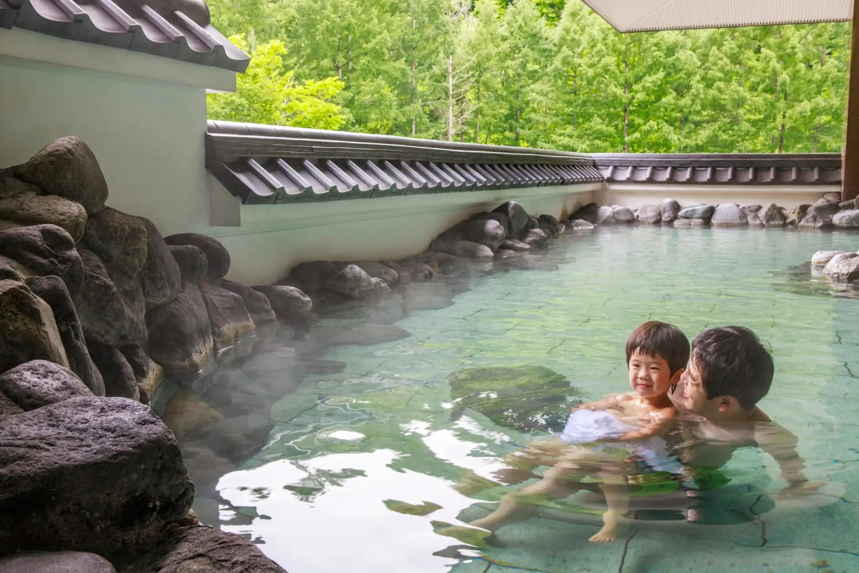 Open Air Bath, Swimming Pool in Kitayuzawa Mori no Soraniwa