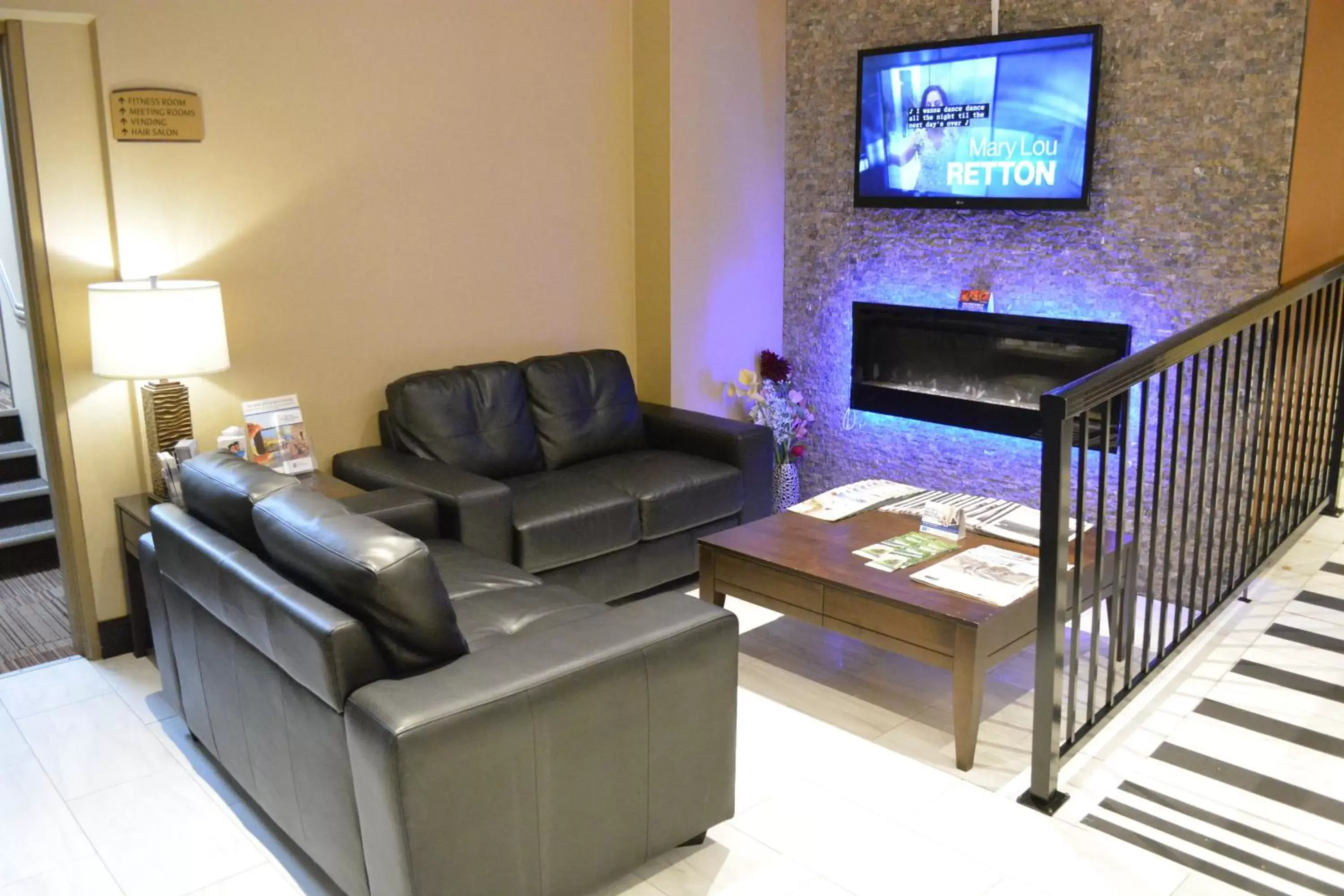 Seating Area in Best Western Terrace Inn