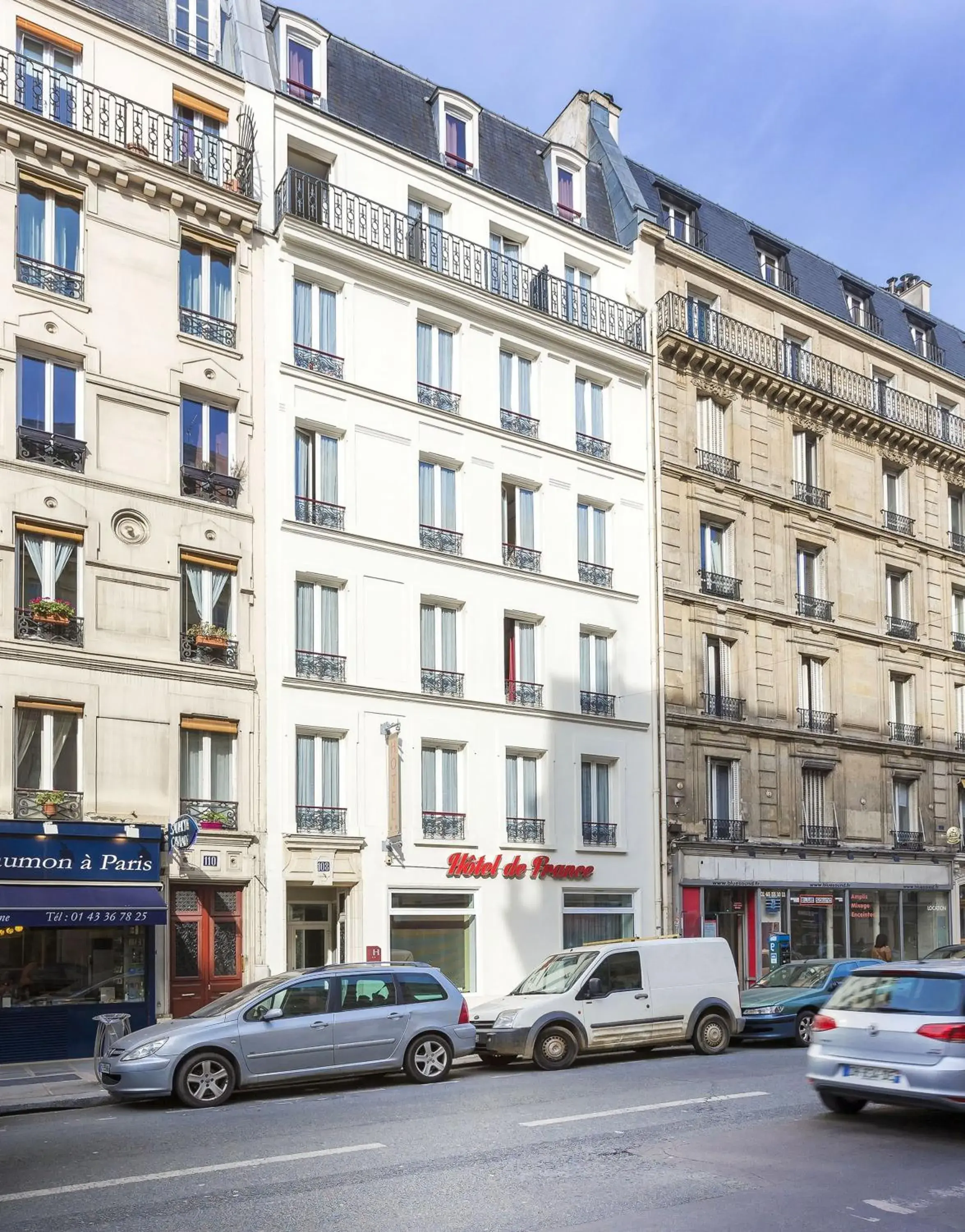 Facade/entrance, Property Building in Hôtel de France Quartier Latin