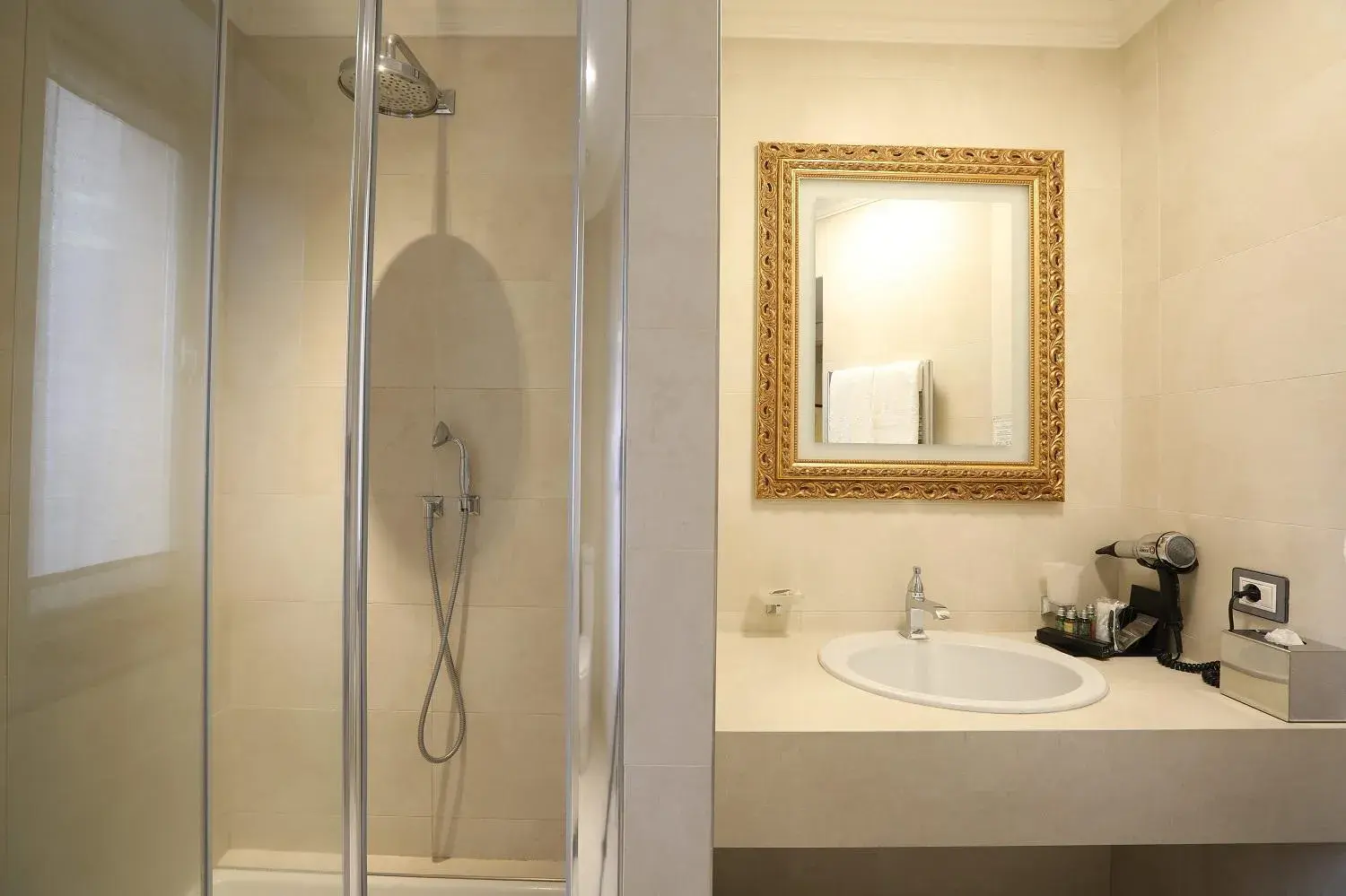 Bathroom in Grand Hotel Yerevan - Small Luxury Hotels of the World