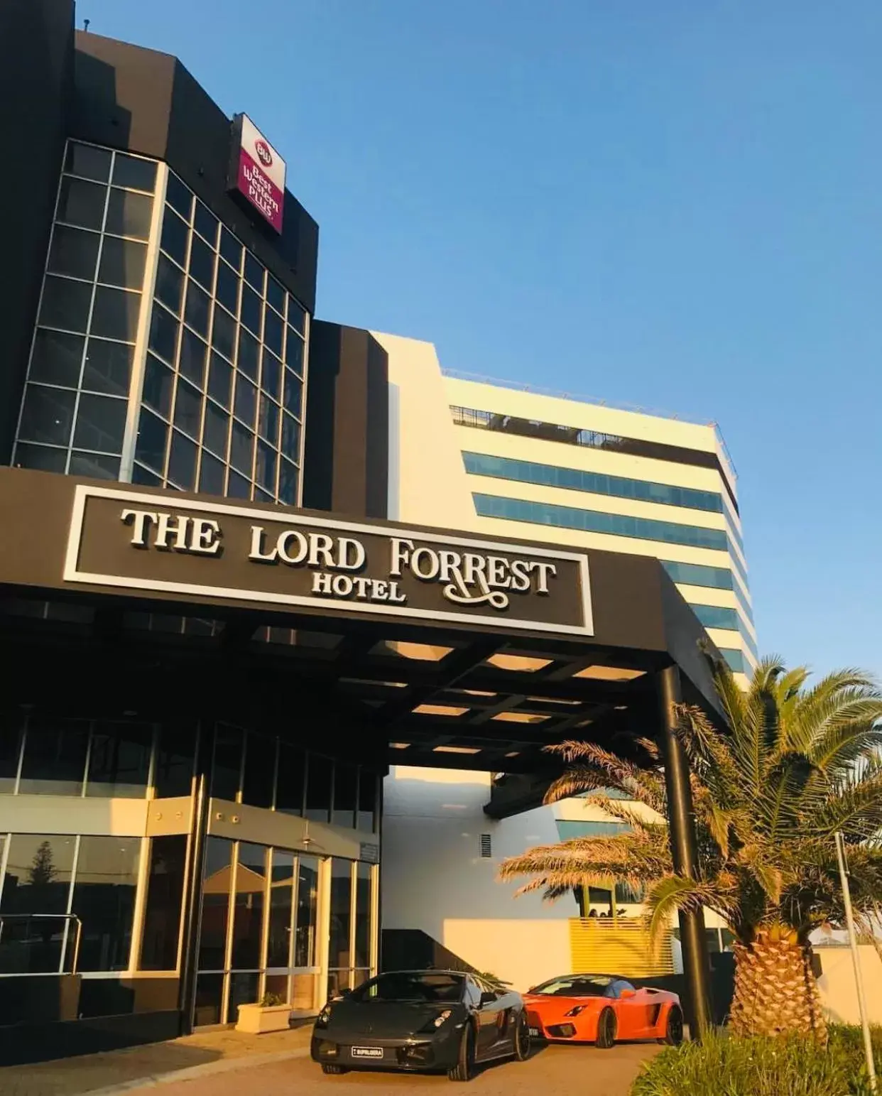 Facade/entrance in Best Western Plus Hotel Lord Forrest