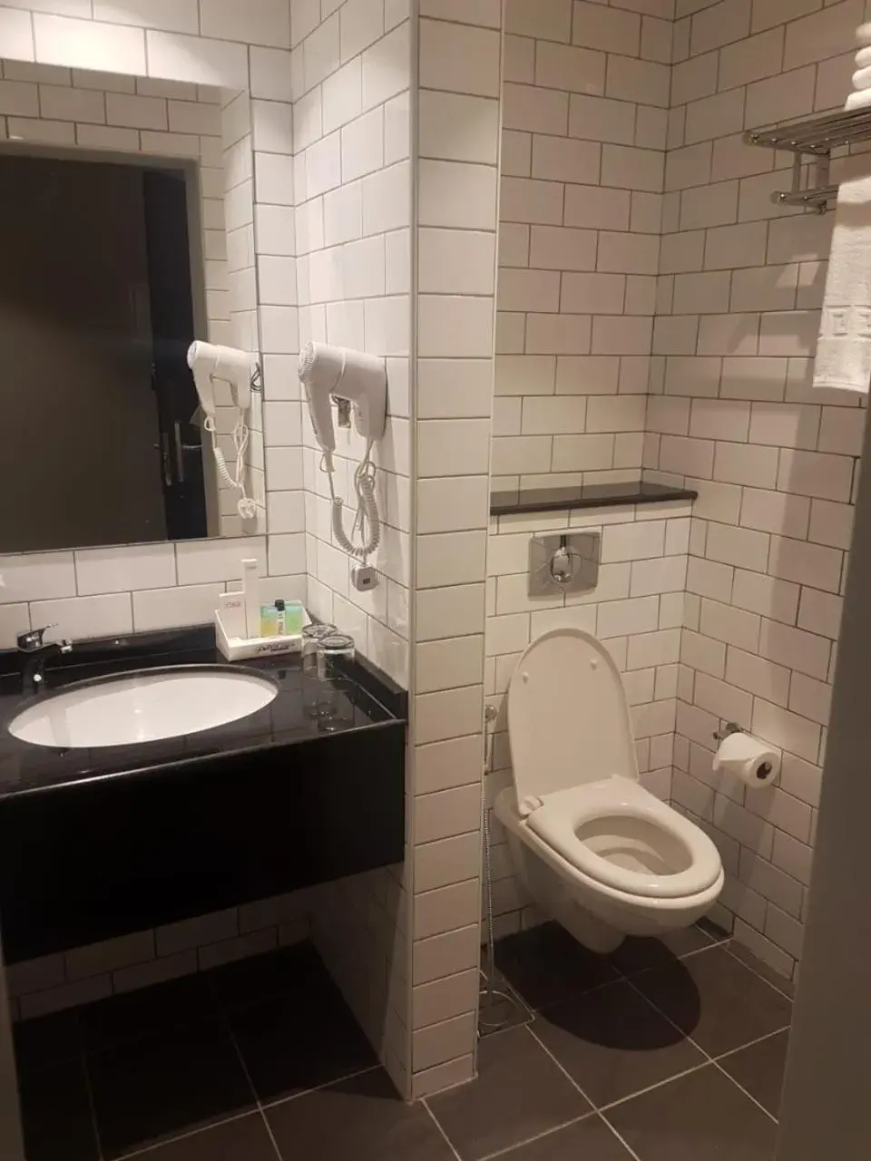 Toilet, Bathroom in FORTUNE ATRIUM HOTEL