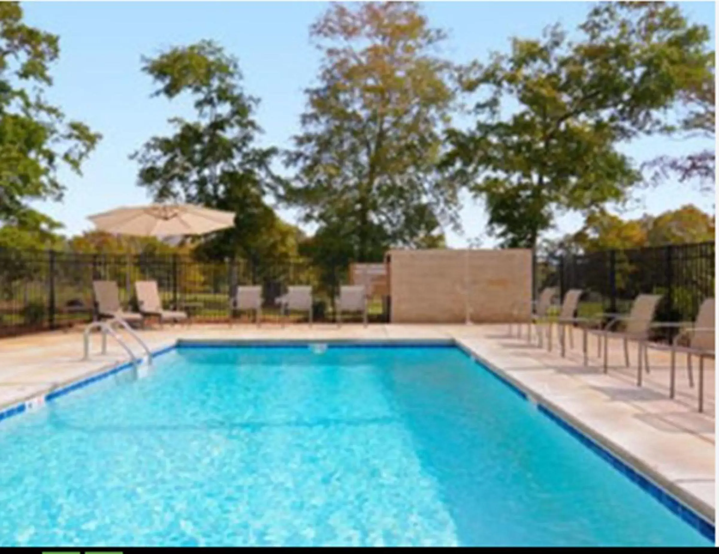 Swimming Pool in Microtel Inn & Suites by Wyndham Ozark