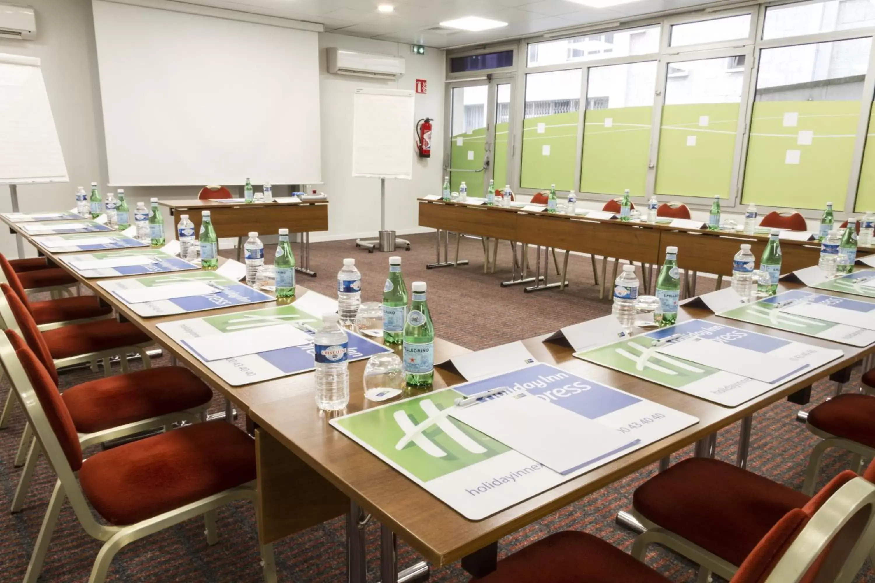 Meeting/conference room in Holiday Inn Express Amiens, an IHG Hotel