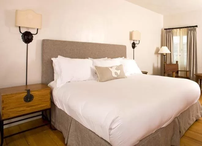 Bed in Hotel St Francis