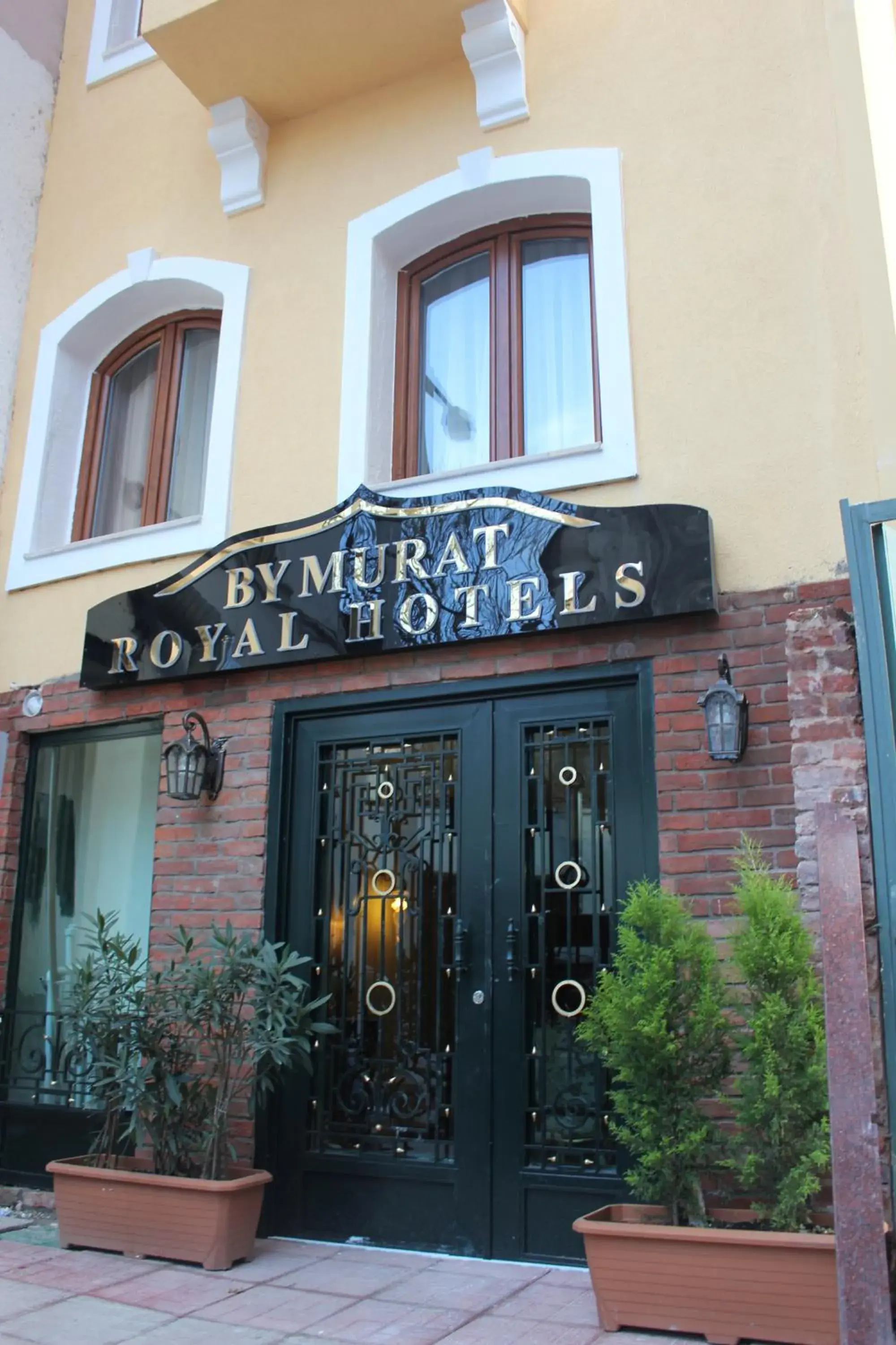 Facade/entrance in By Murat Royal Hotel Galata