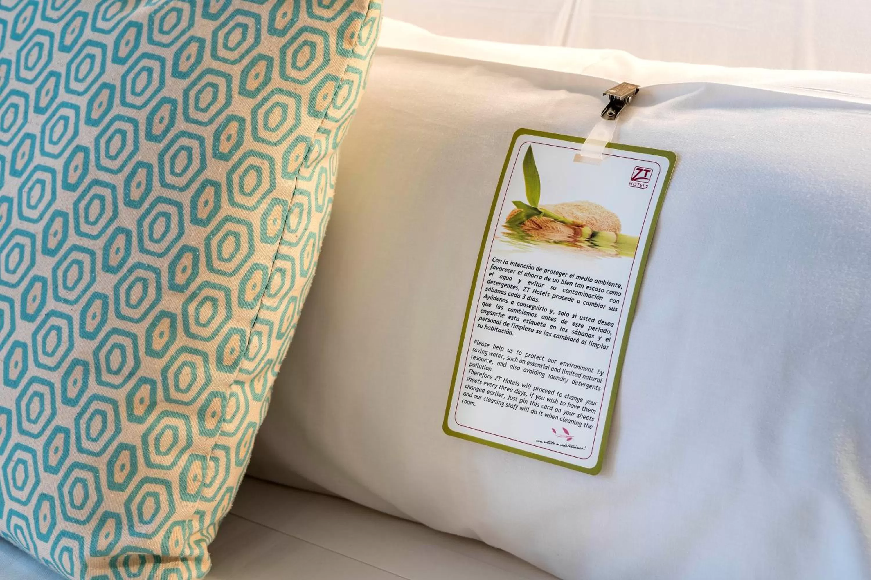 Other, Bed in Golden Hotel Barcelona