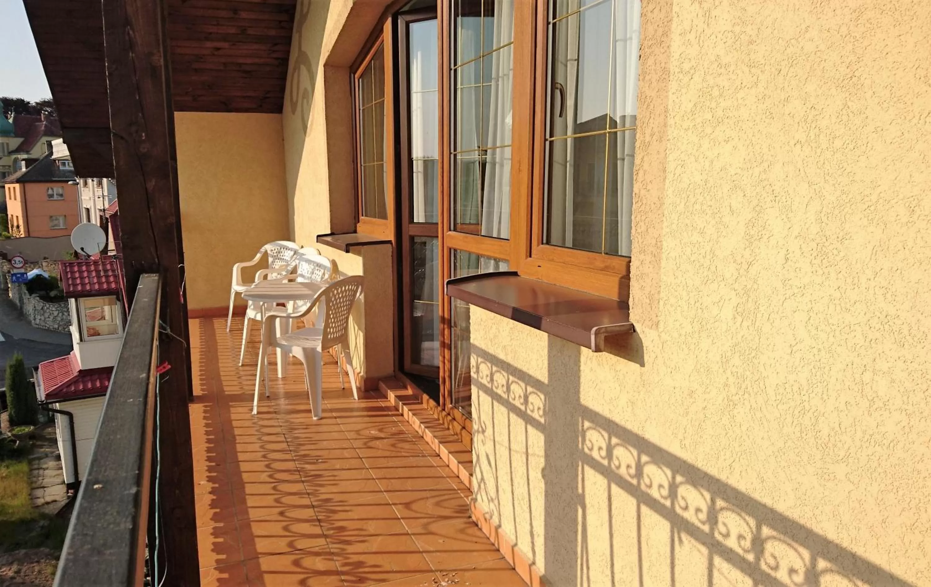 Garden view in Willa Drako