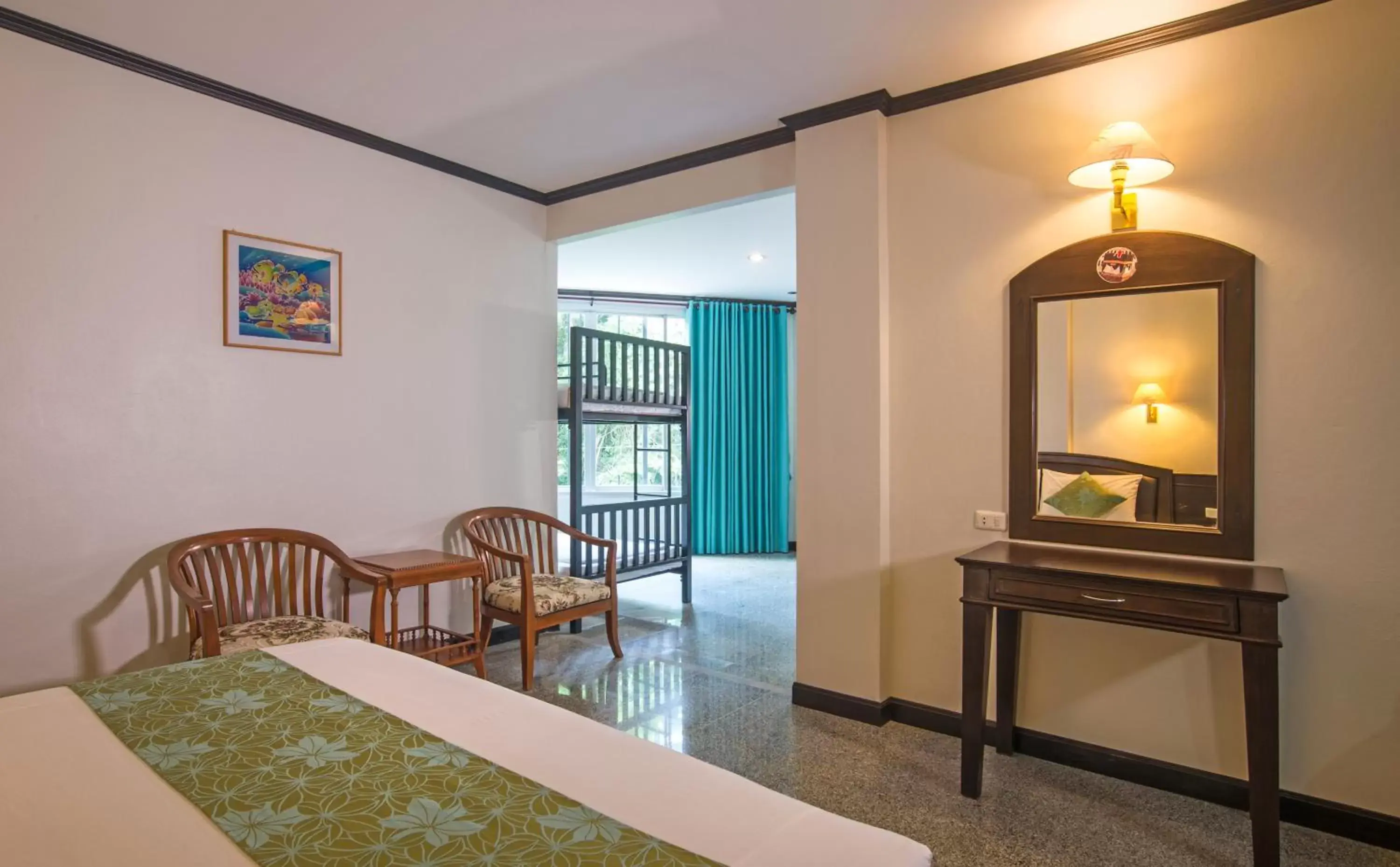 Bed, Seating Area in Green House Hotel