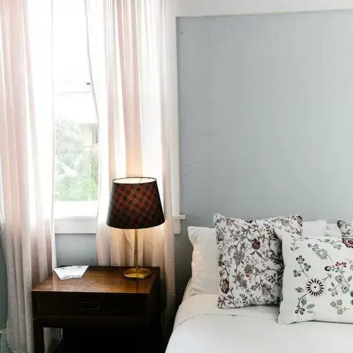 Bedroom, Seating Area in Bundanoon Hotel