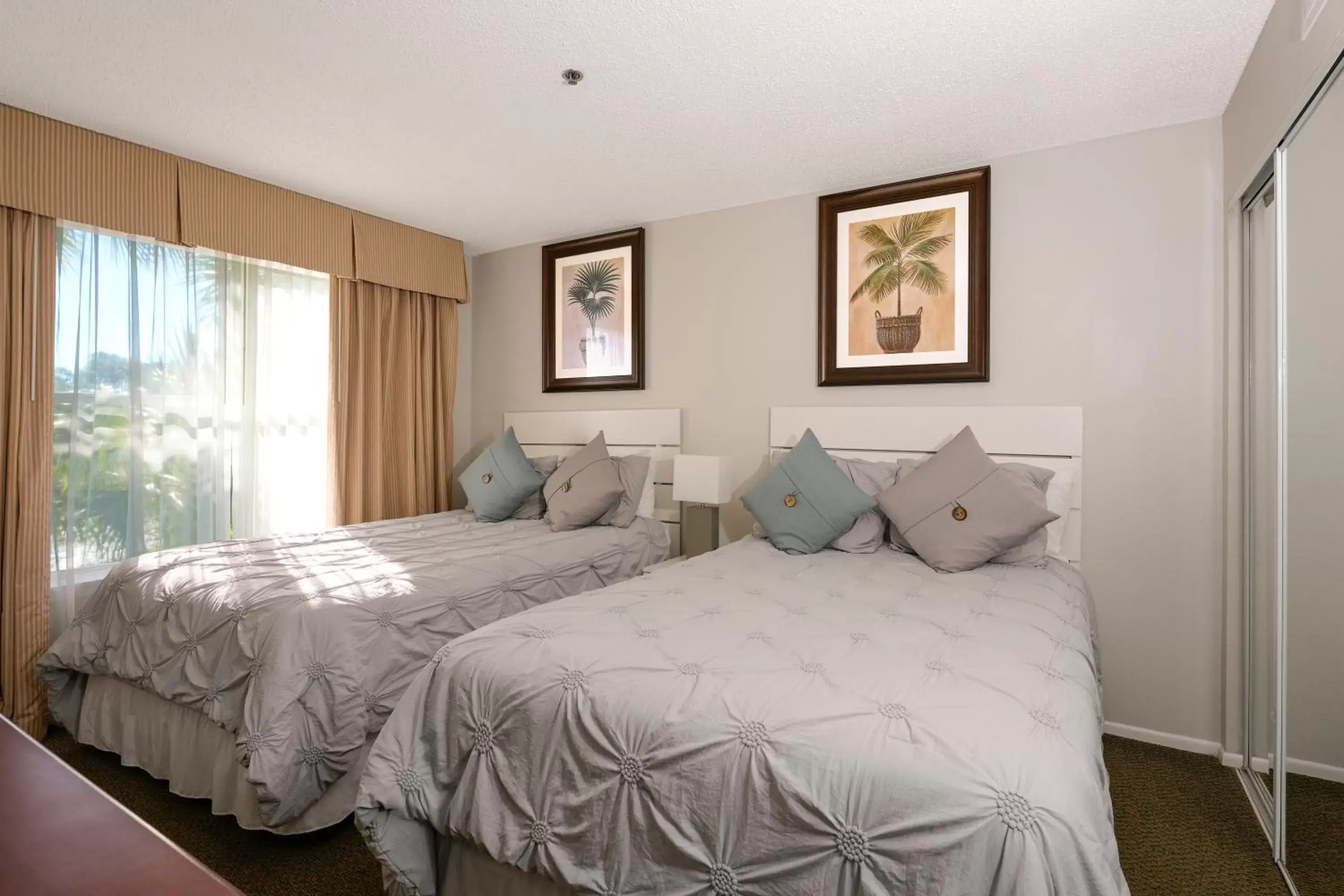 Bedroom, Bed in Parc Corniche Condominium Suites Bedroom, Bed in Parc Corniche Condominium Suites