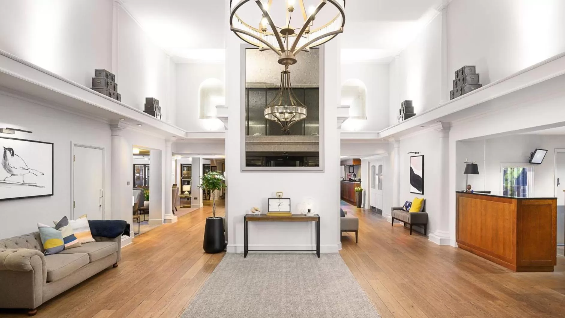 Lobby or reception in voco Oxford Spires by IHG