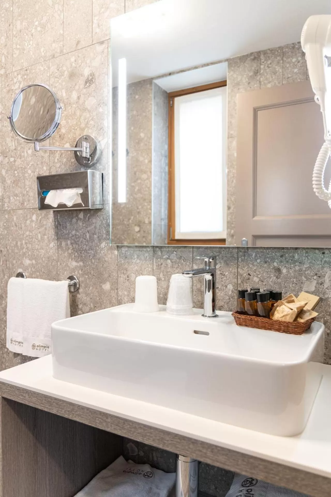 Bathroom in Olimpia Hotel