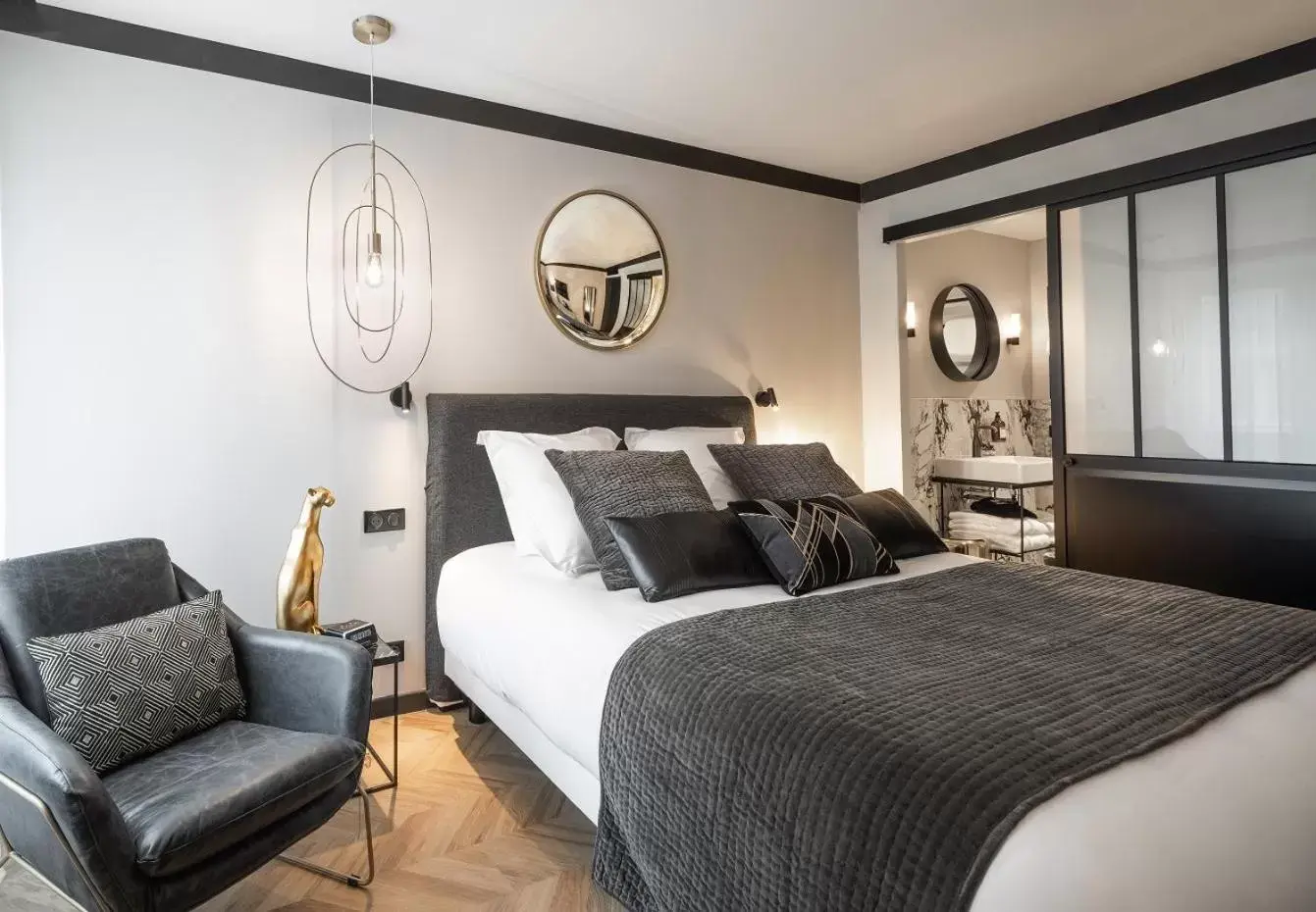 Bedroom, Bed in Maisons du Monde Hotel & Suites - Nantes