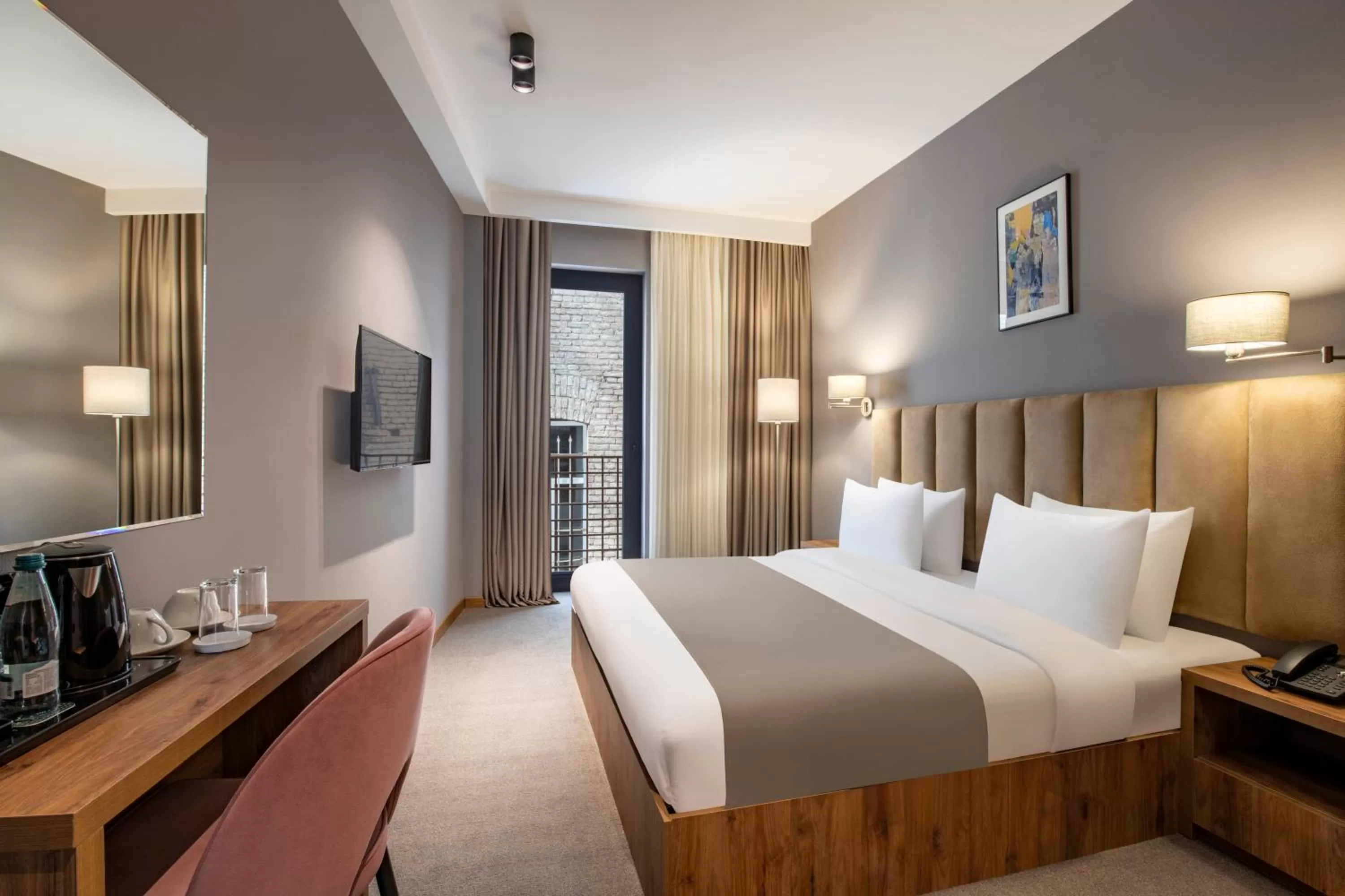 Bed in Barnovi Boutique Hotel