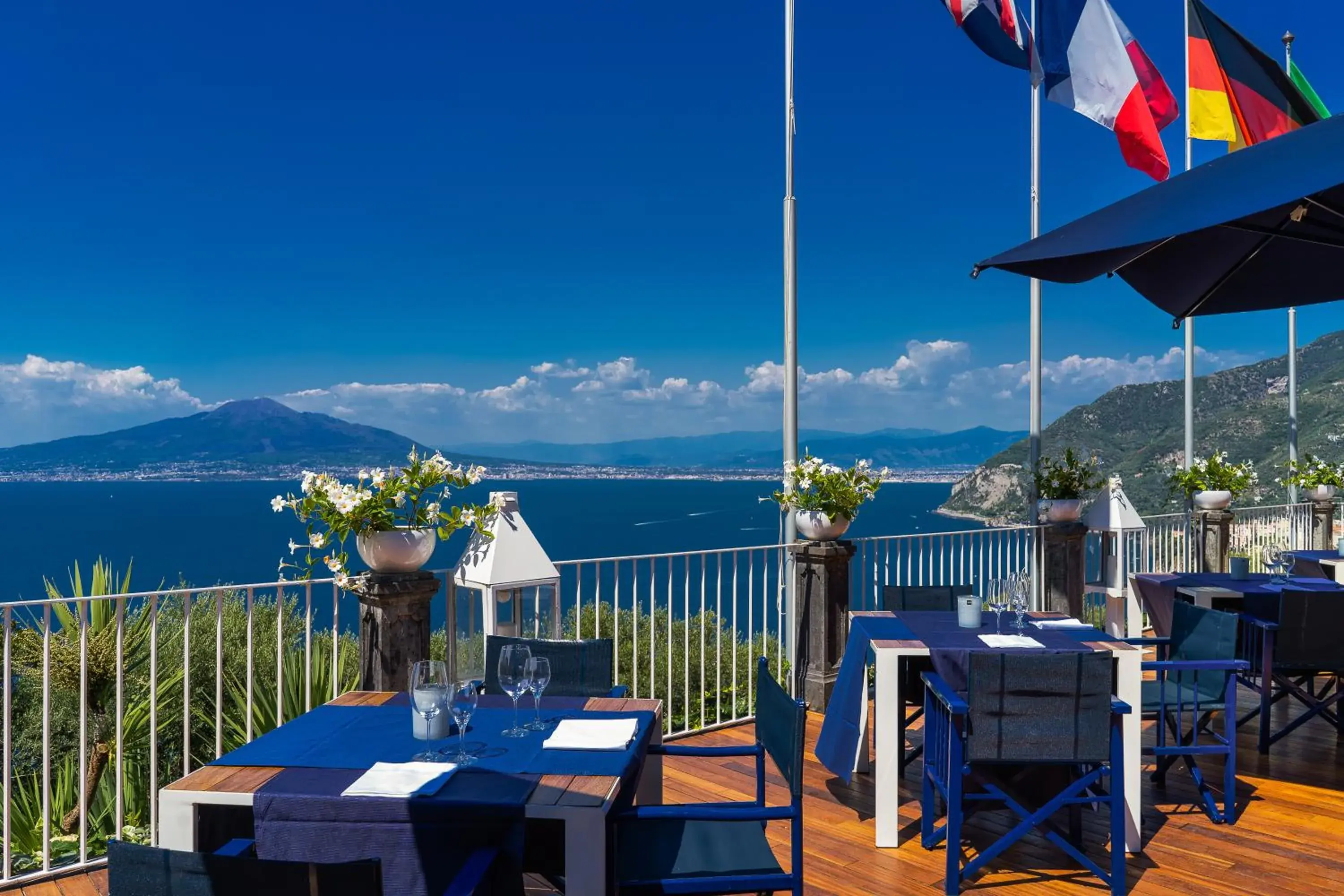 Sea view, Restaurant/Places to Eat in Hotel Torre Barbara