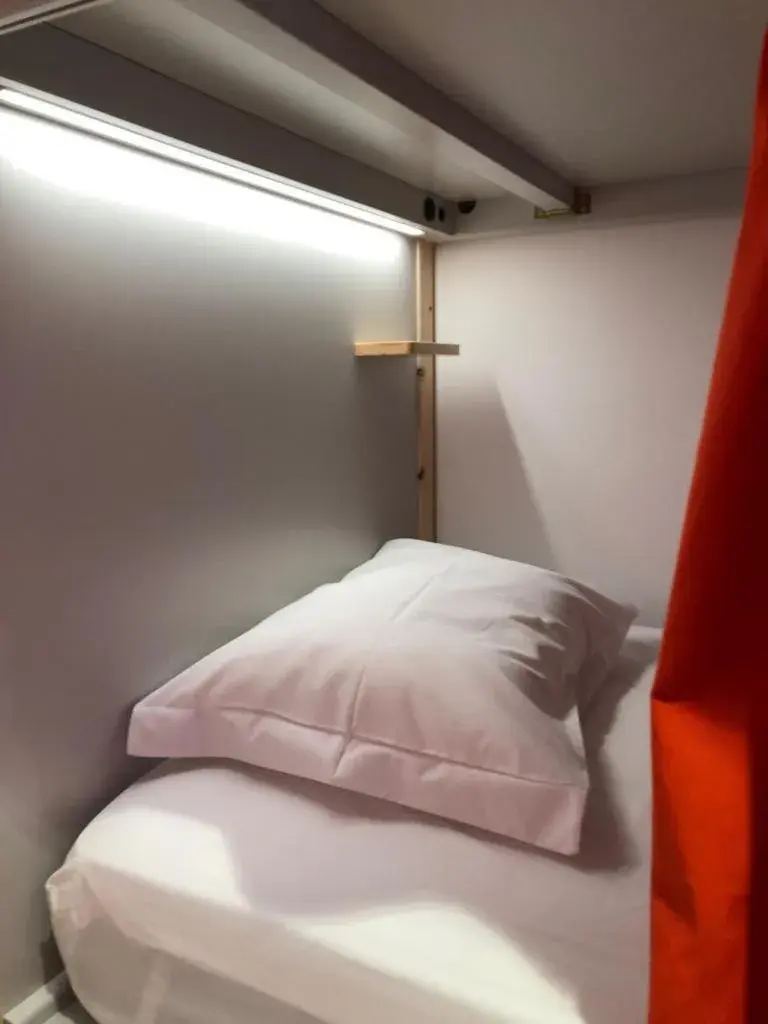 bunk bed, Bed in Be Lisbon Hostel Intendente