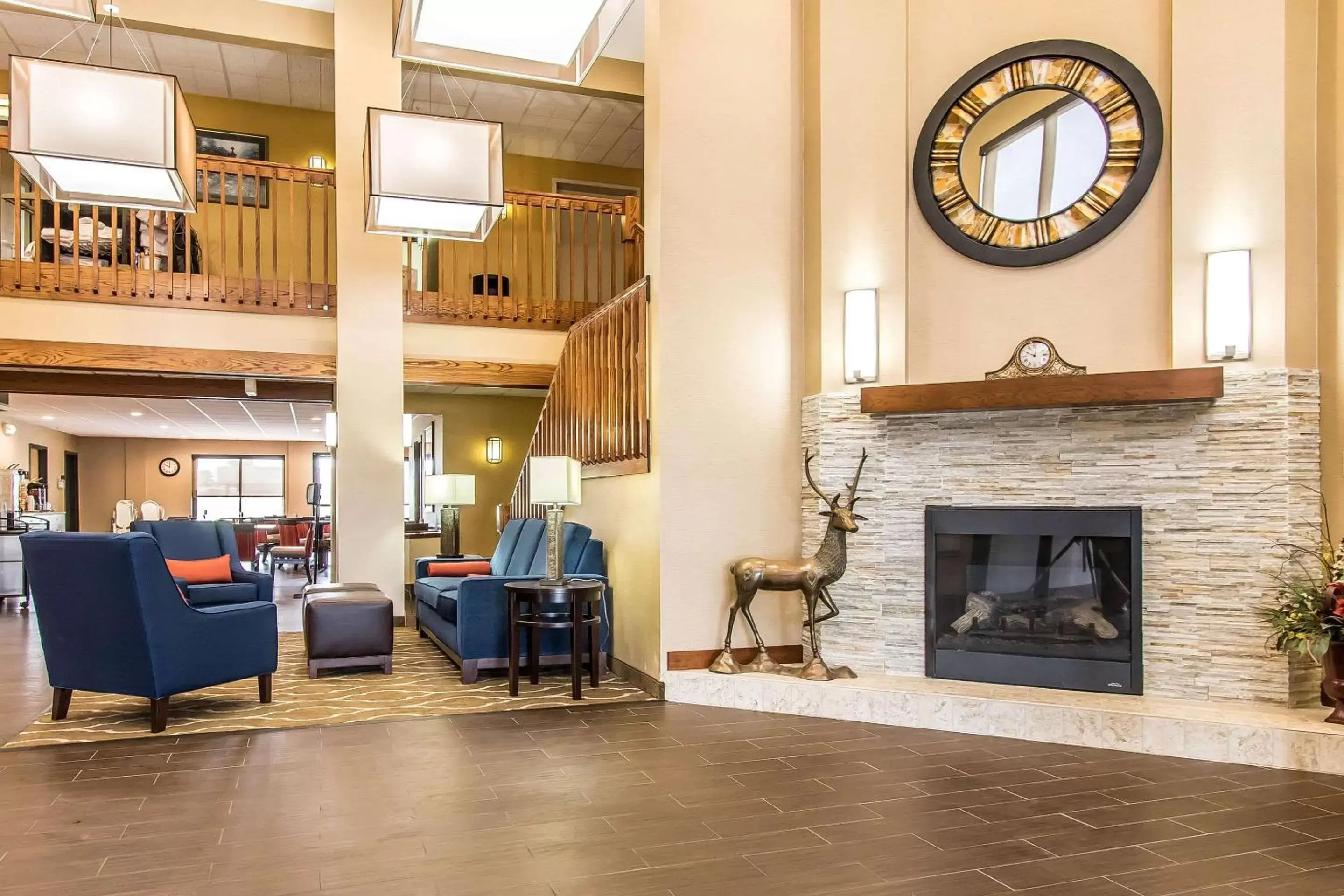 Lobby or reception in Comfort Suites Effingham Central Lobby or reception in Comfort Suites Effingham Central