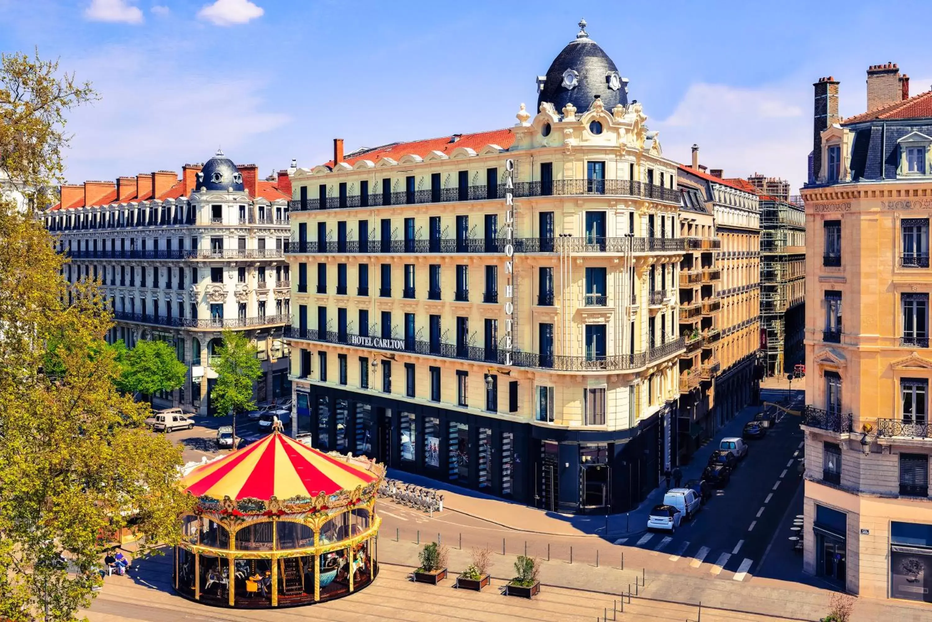 Facade/entrance in Hotel Carlton Lyon - MGallery Hotel Collection