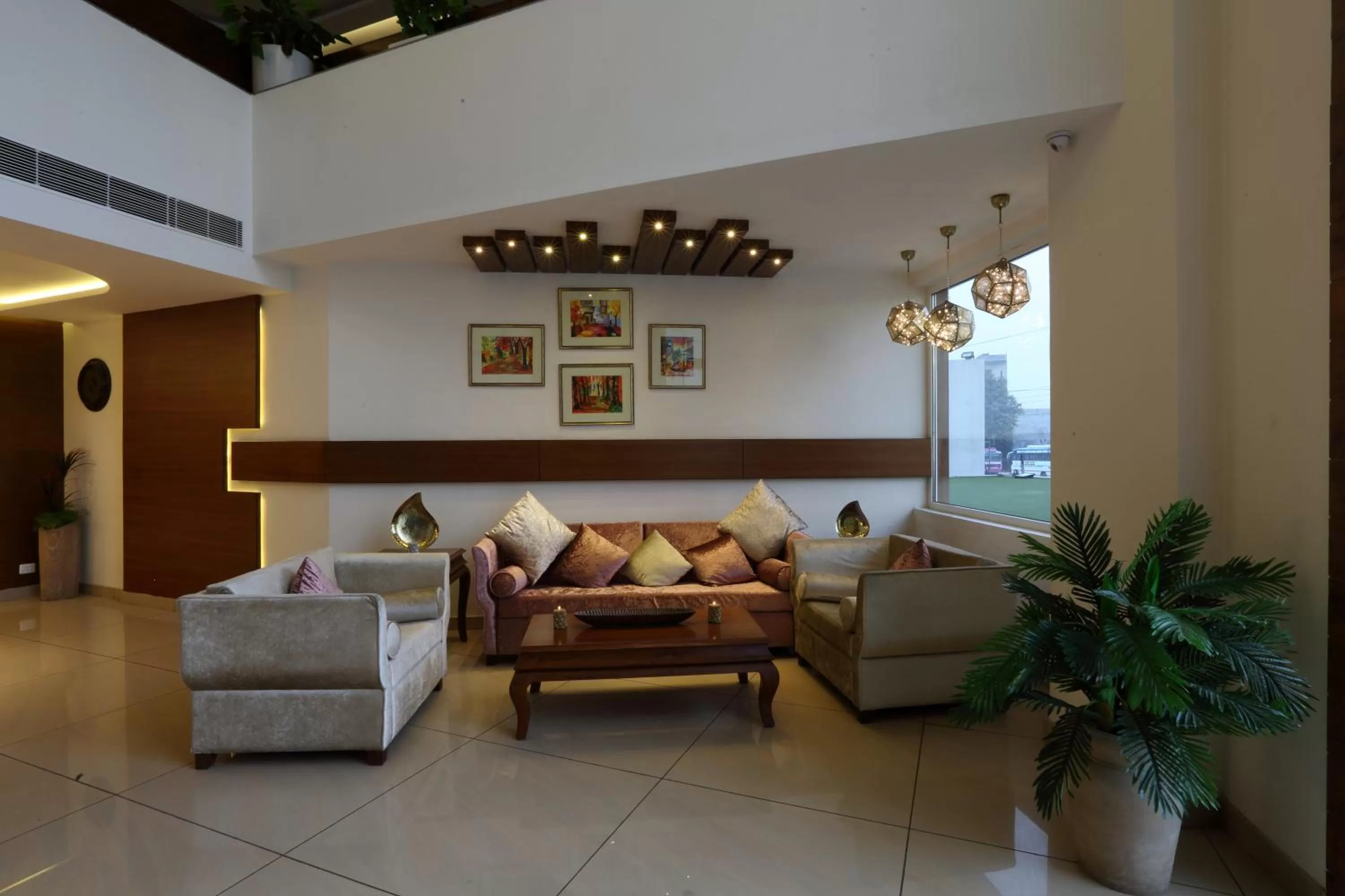 Lobby or reception in Grand Hotel Nawanshahr