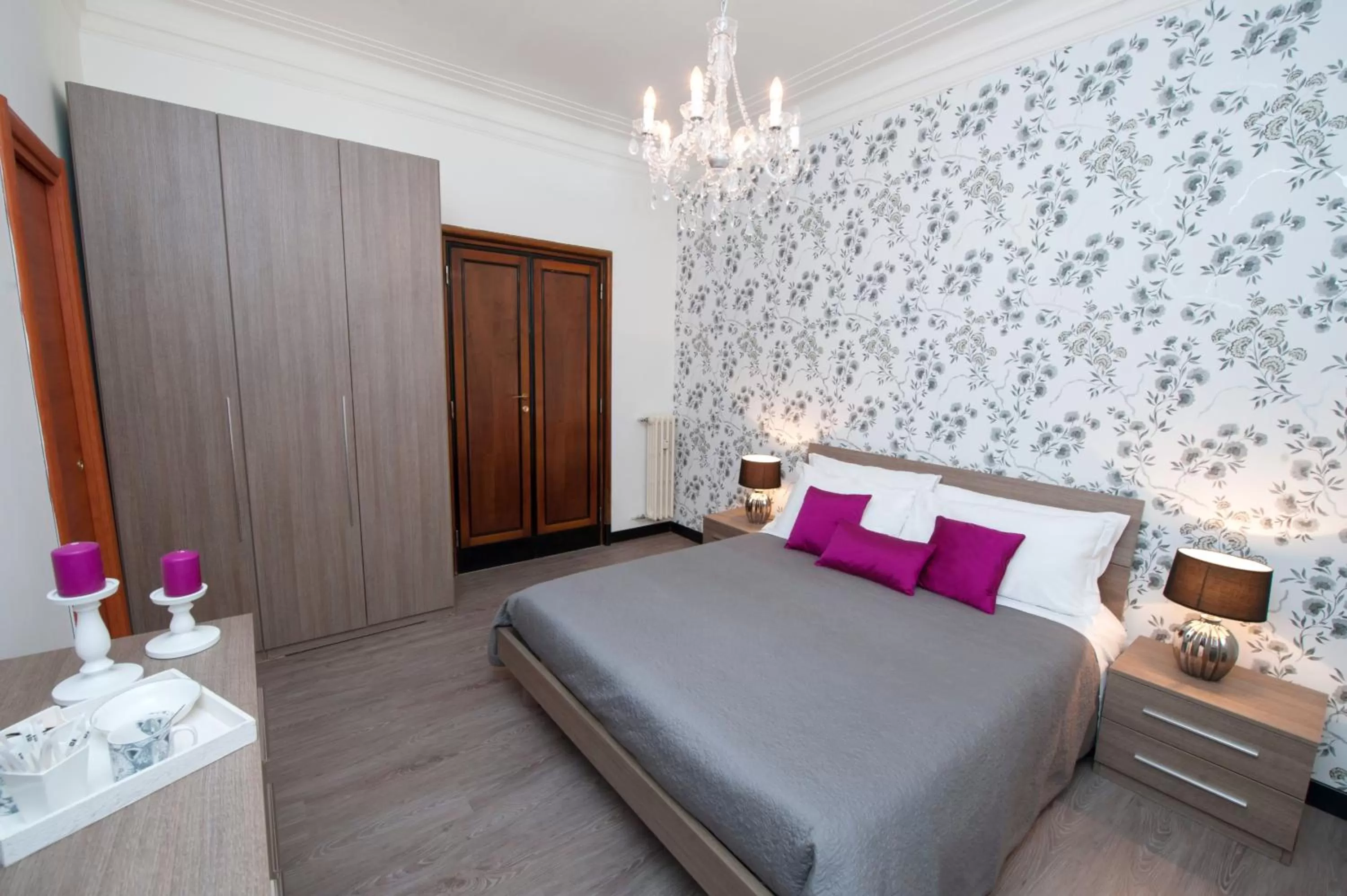 Bed in Nobilcasa Suites