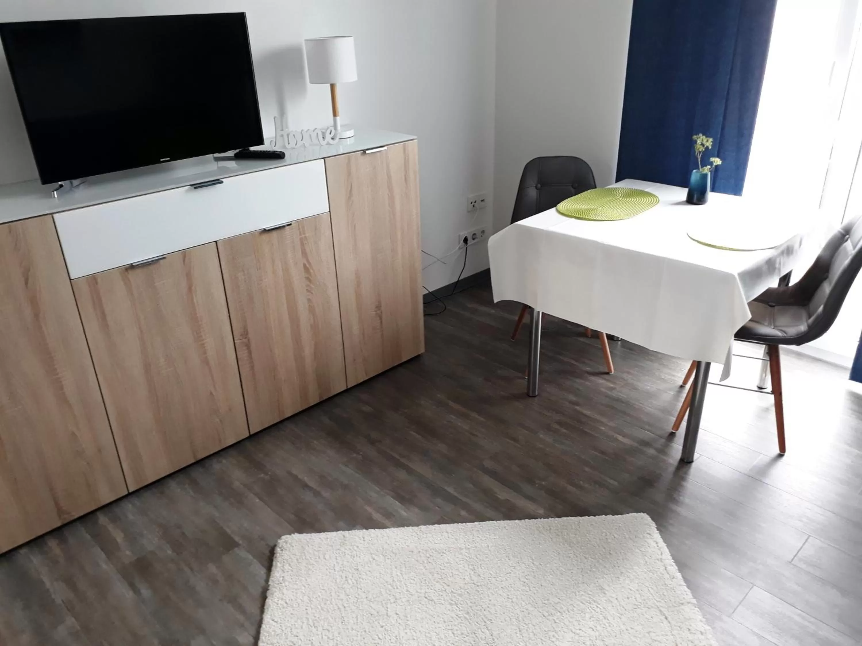 Dining area in Hotel M24 - Alle Zimmer mit Küchenzeile