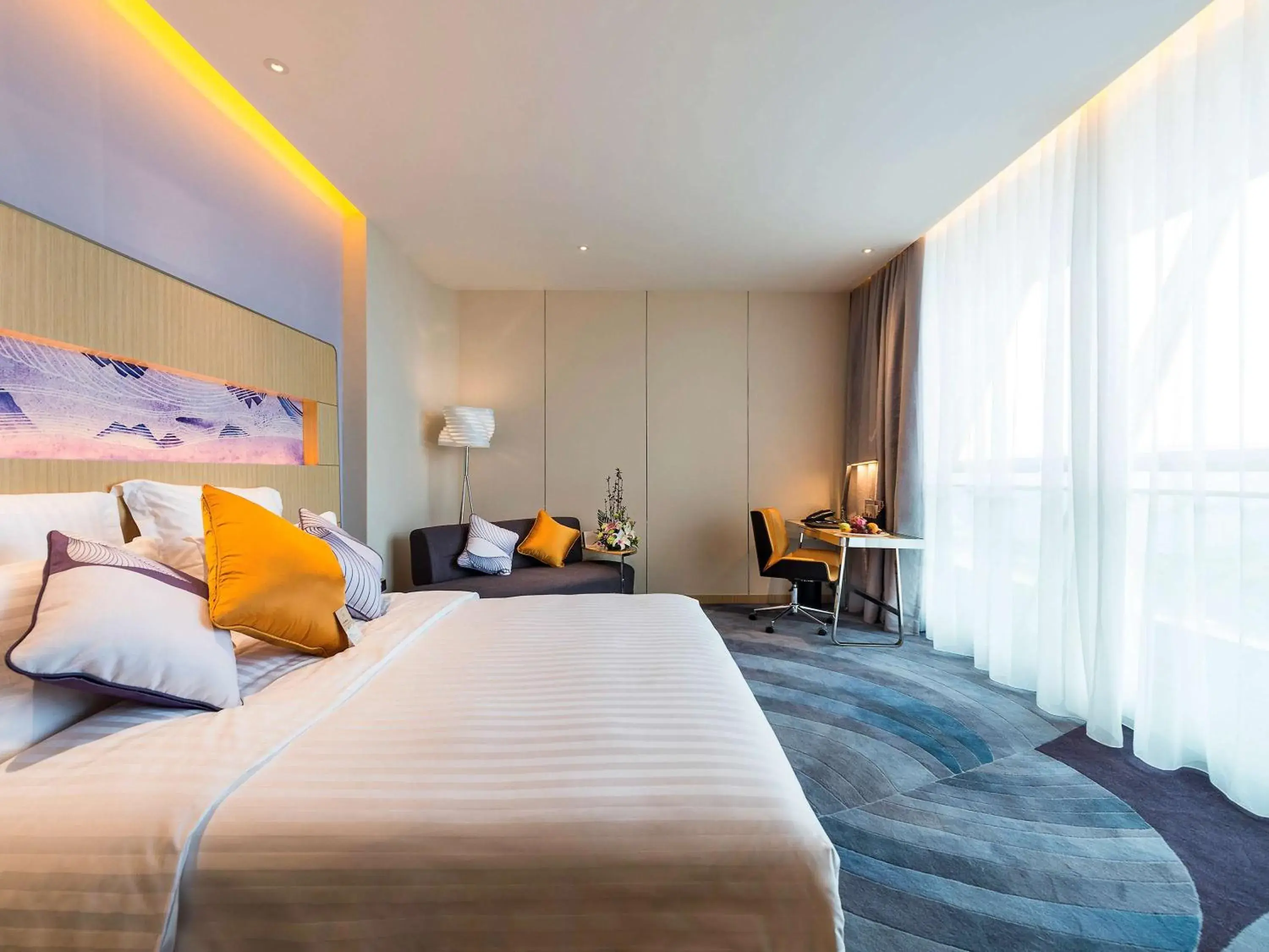 Photo of the whole room, Bed in Novotel Suzhou Sip