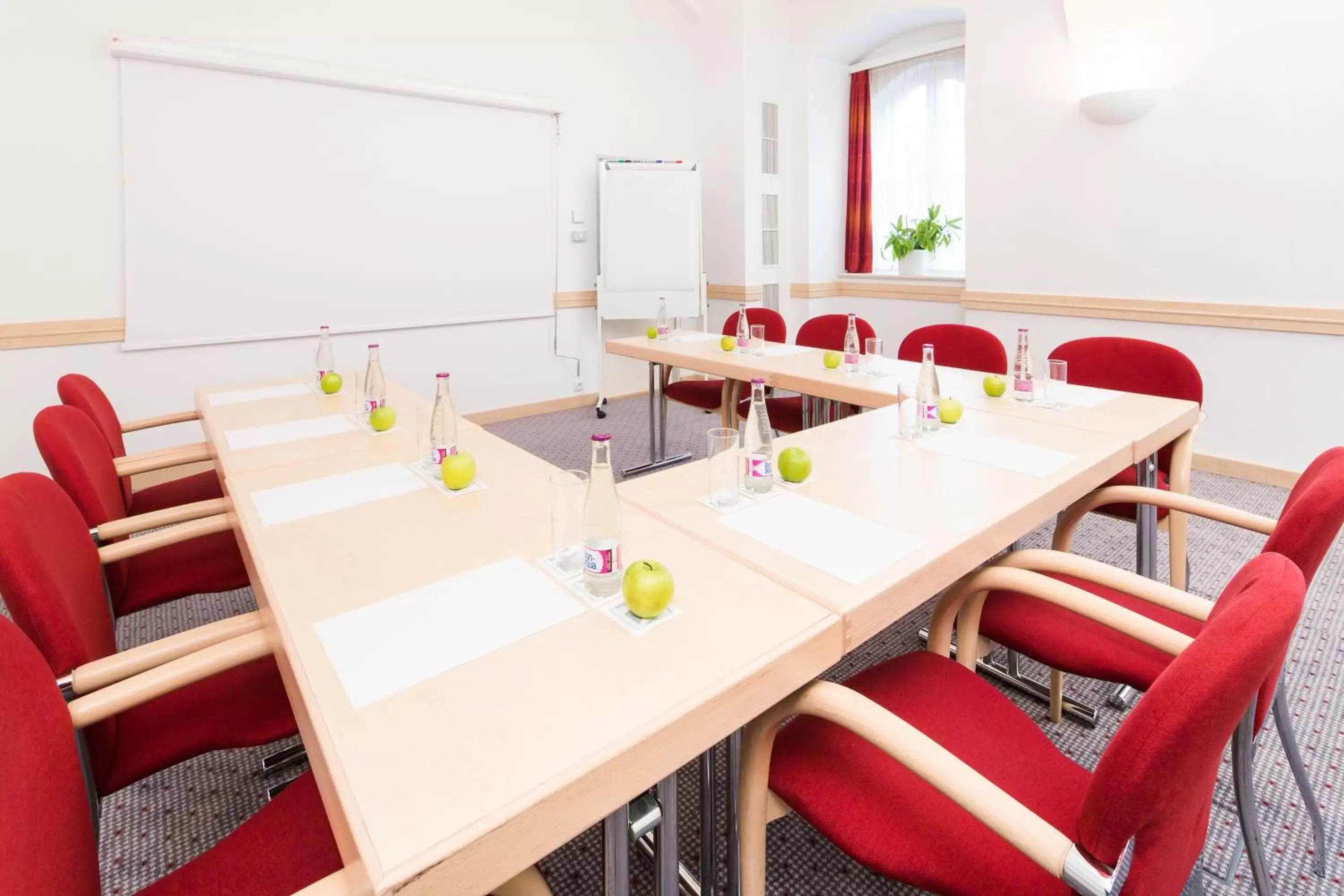 Meeting/conference room in Exe City Park Hotel