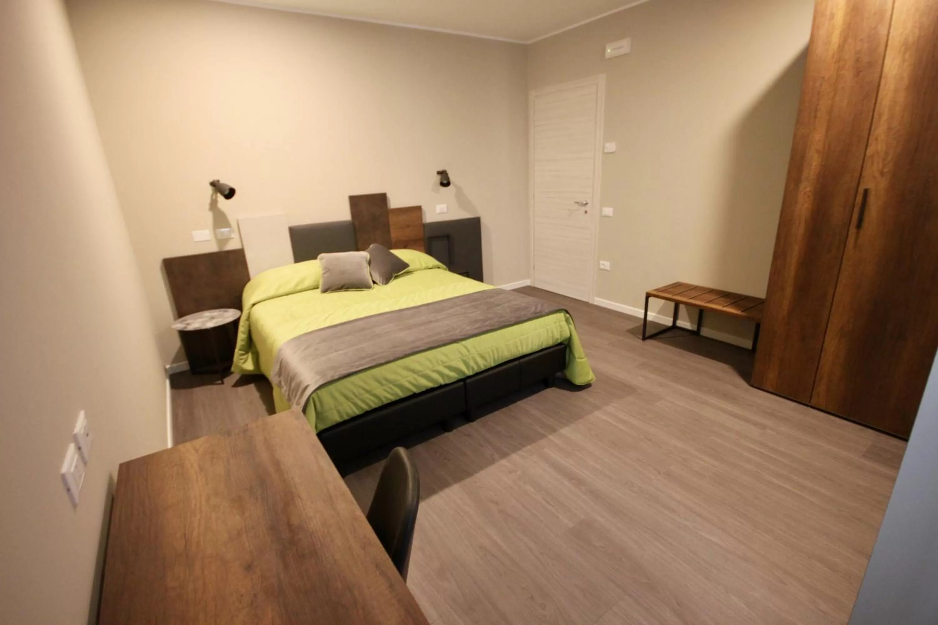 Mountain view, Bed in Pove 2.4 Hotel