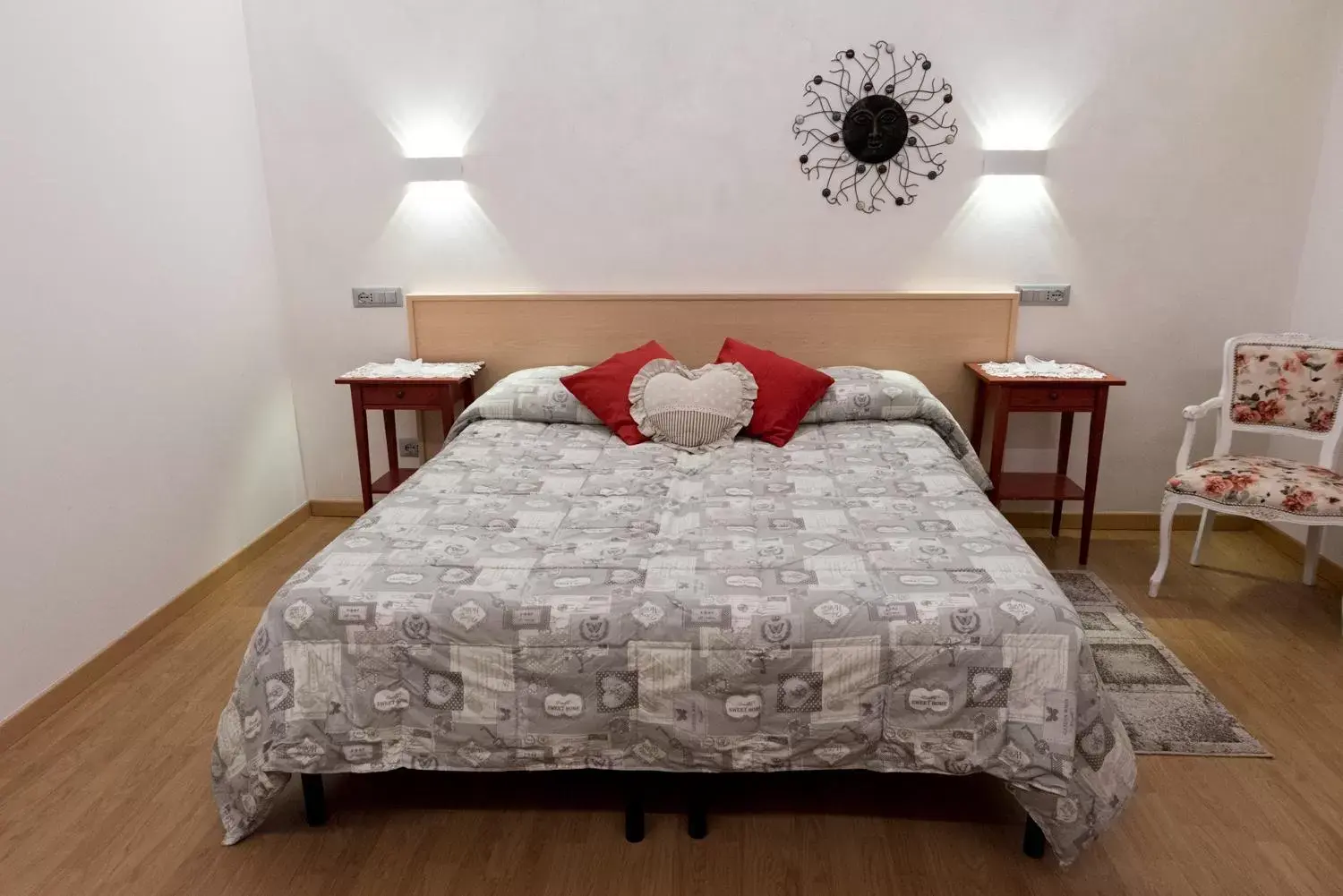 Bed in Bed & Breakfast Delle Rose