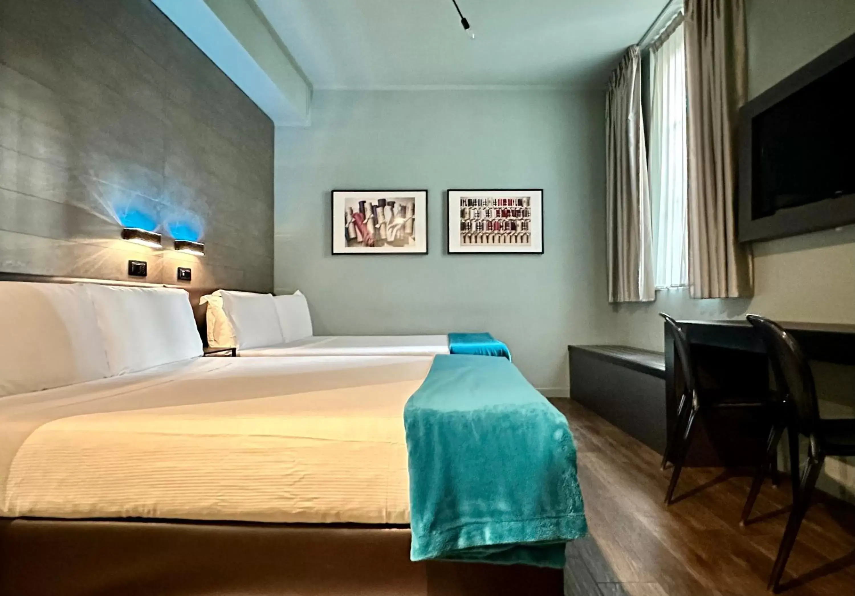 Bedroom, Bed in Globus Urban Hotel