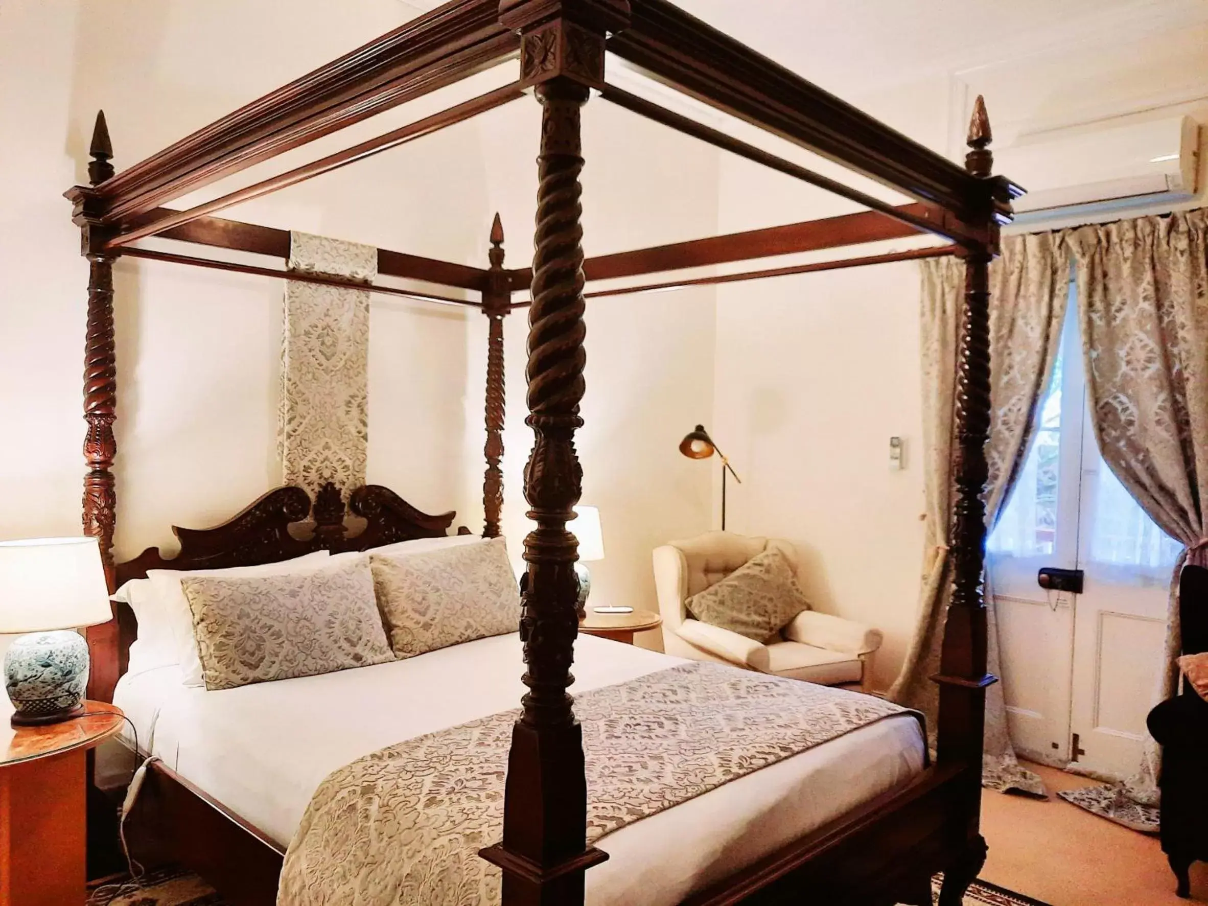 Queen Room - Veranda R5 in Abbey Boutique Hotel Adults only