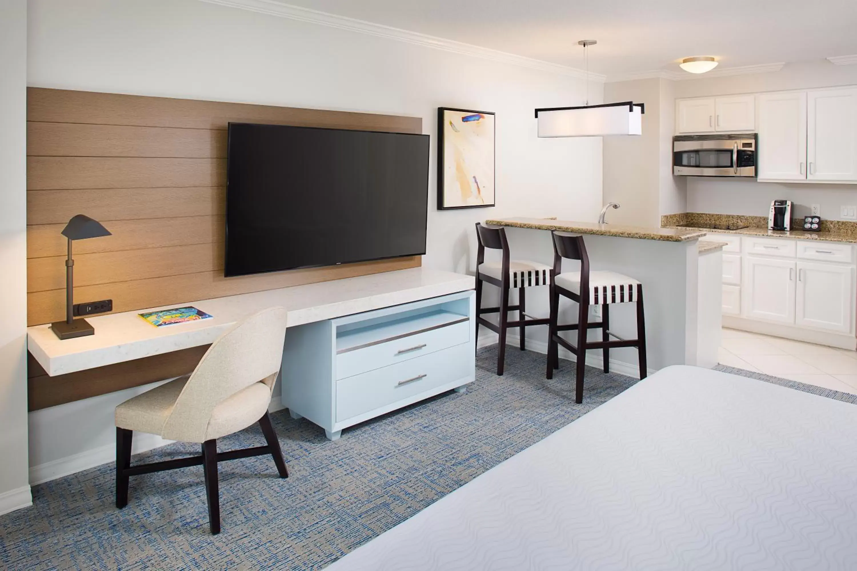 King Room with Accessible Tub in Hyatt Regency Clearwater Beach Resort & Spa