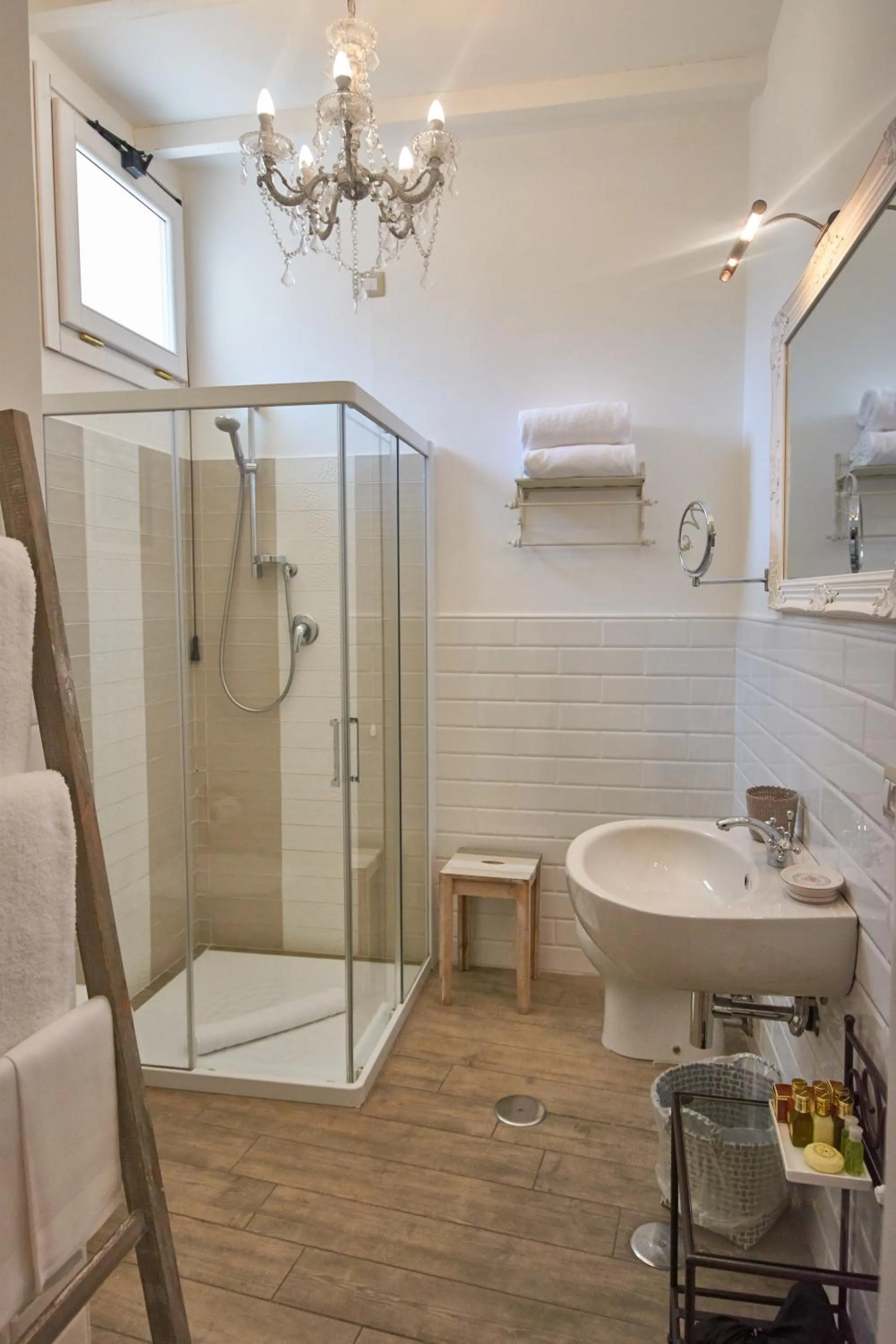 Shower in Cas'E Charming House