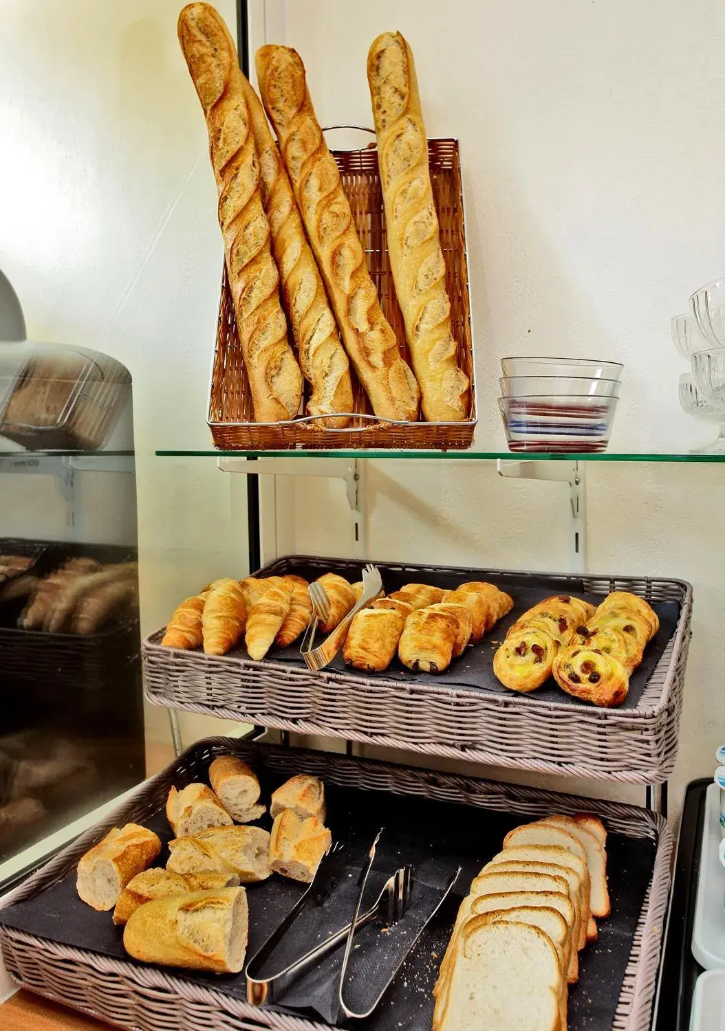 Buffet breakfast, Food in Hotel de Compostelle