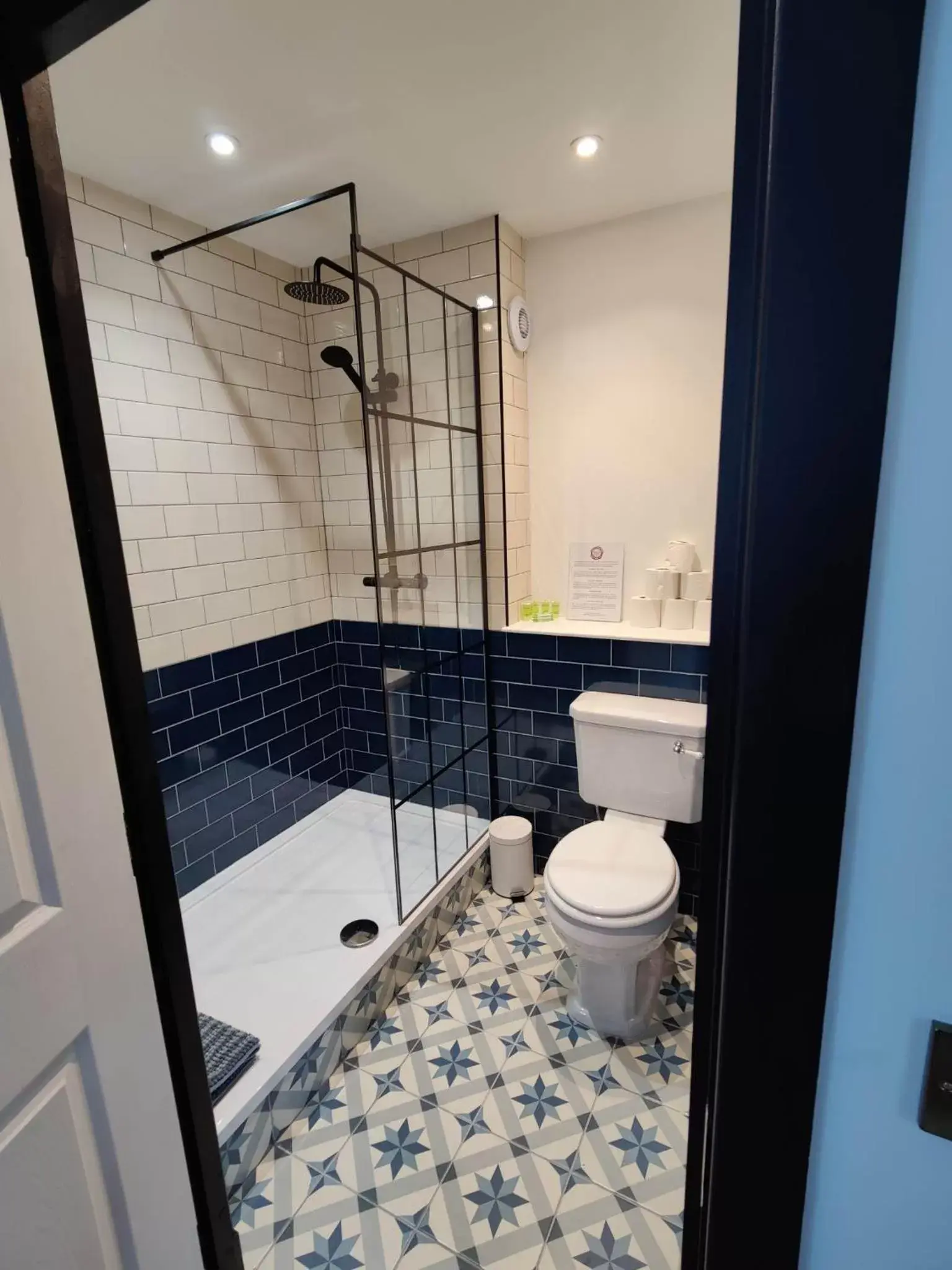 Bathroom in Slateford House 1770 by The House of Danu