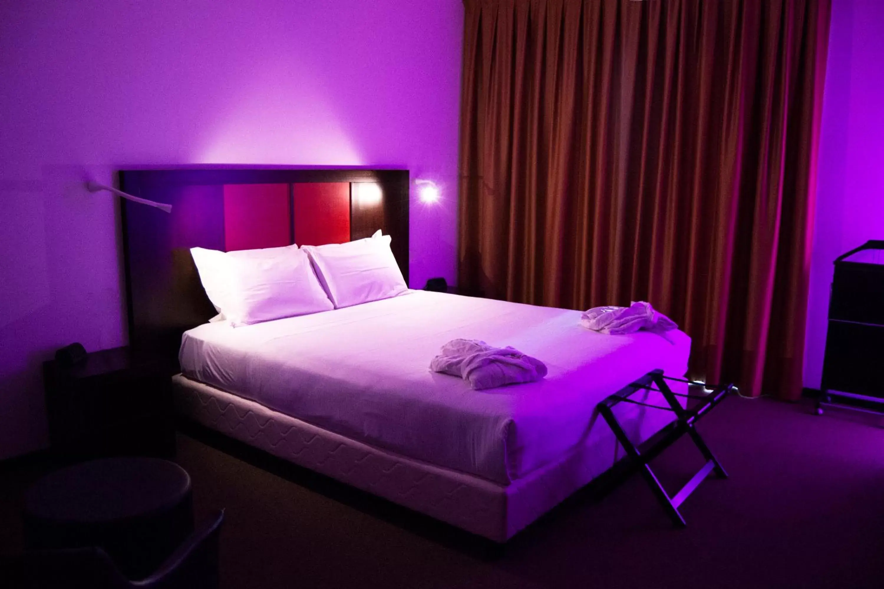 Bedroom, Bed in Hotel Holiday La Marca