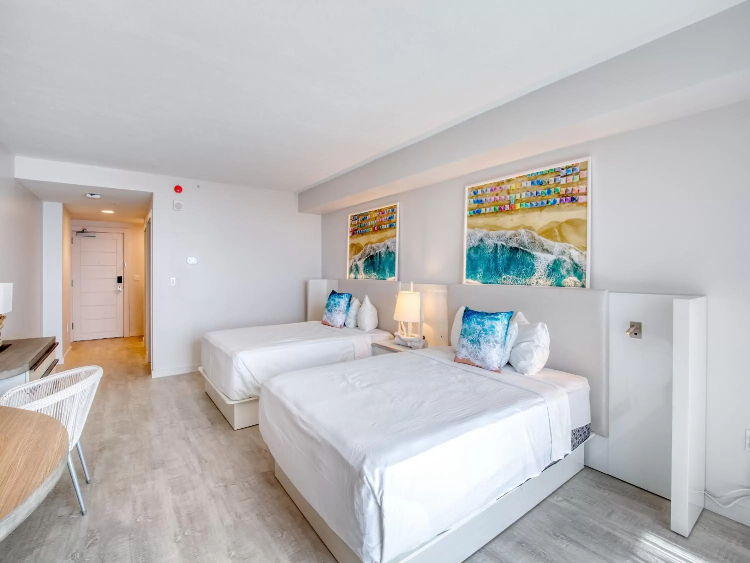 Bed in Daytona Grande Oceanfront Resort