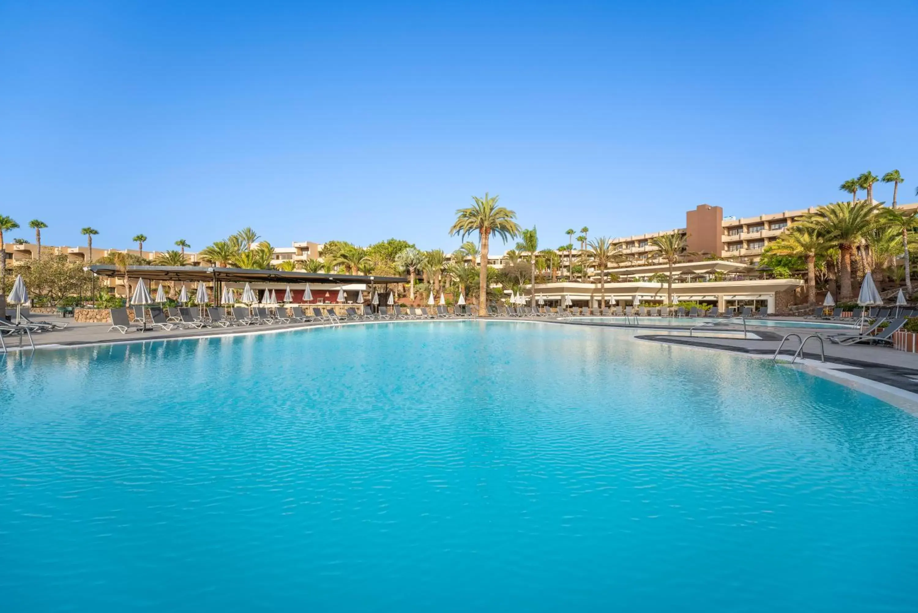 Swimming Pool in Barceló Lanzarote Active Resort