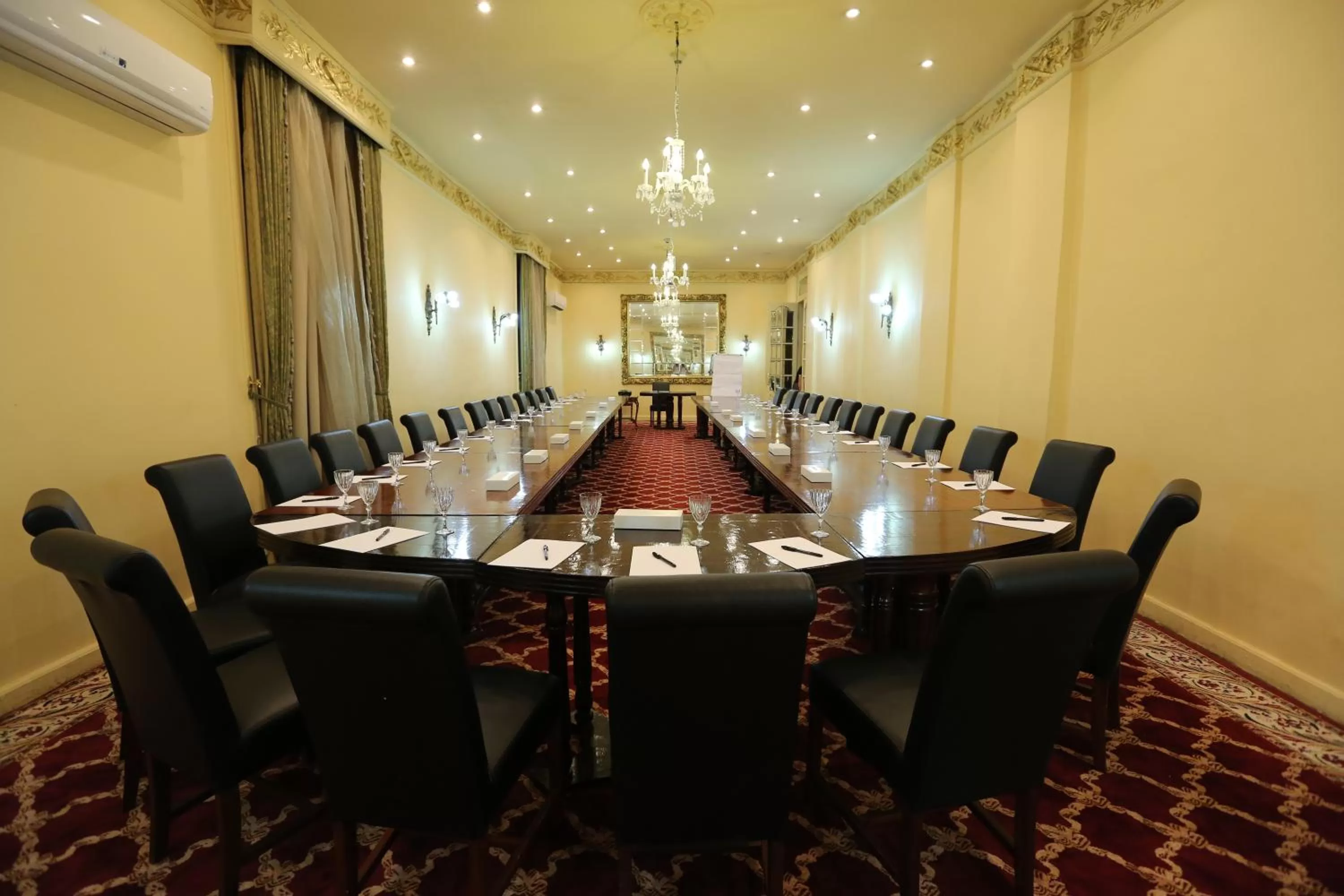 Meeting/conference room in Windsor Palace Luxury Heritage Hotel Since 1906 by Paradise Inn Group