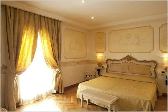 Photo of the whole room, Bed in Hotel Villa San Pio