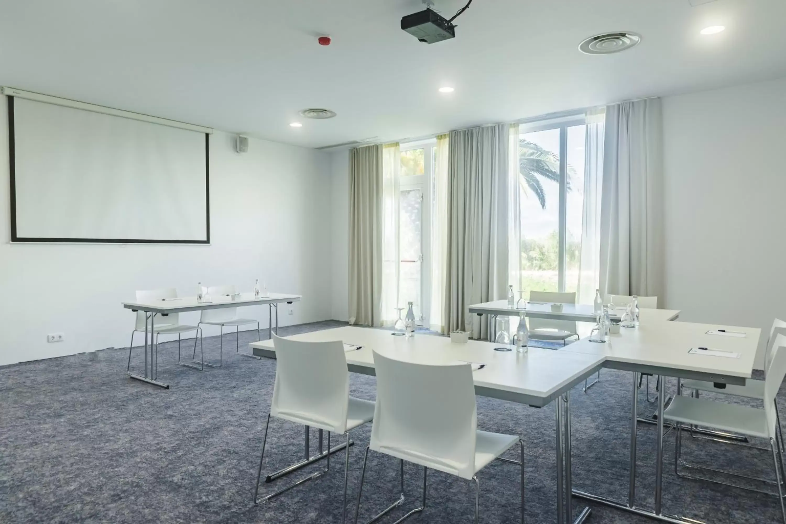 Meeting/conference room in MH Atlantico