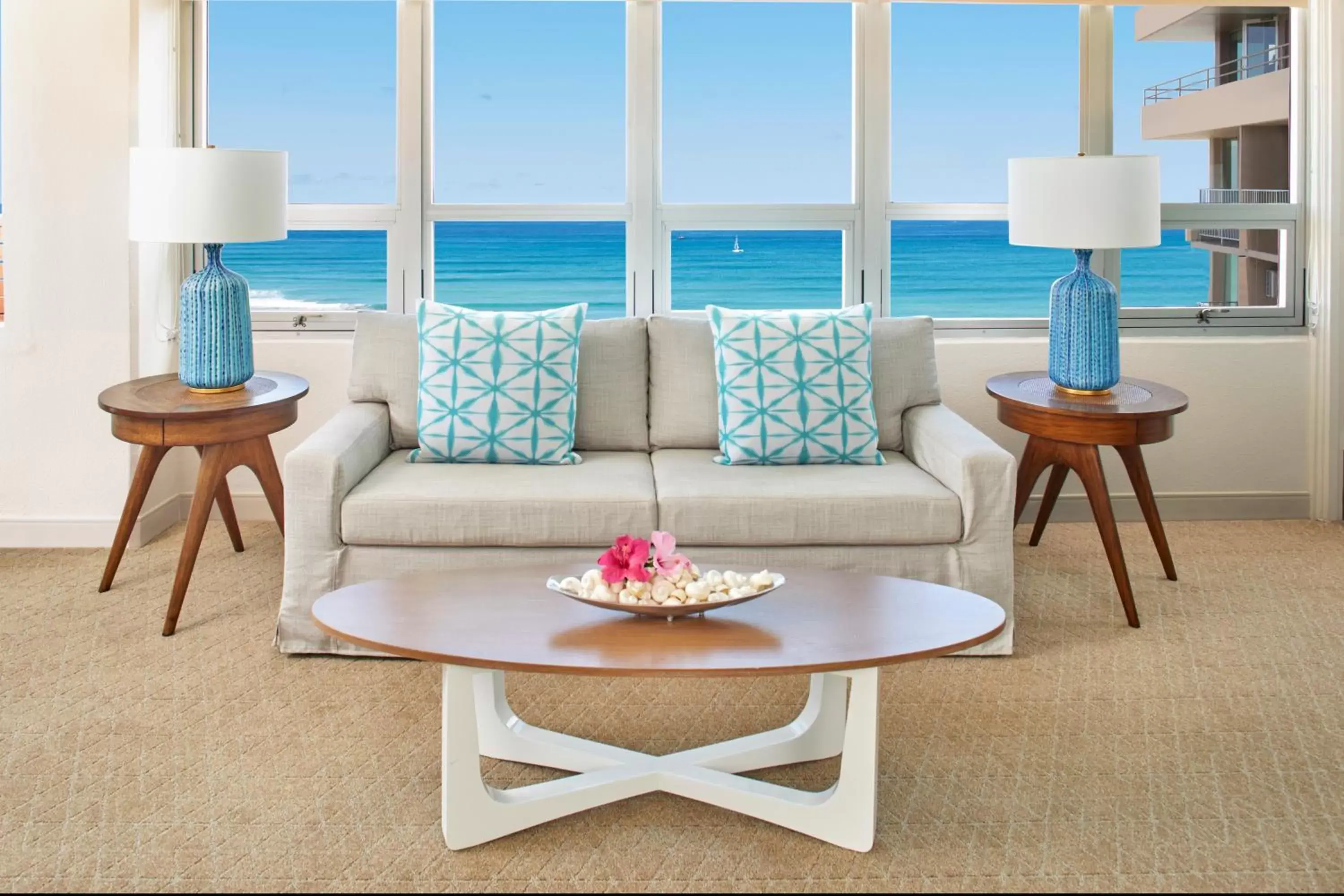 Living room, Seating Area in Queen Kapiolani Hotel