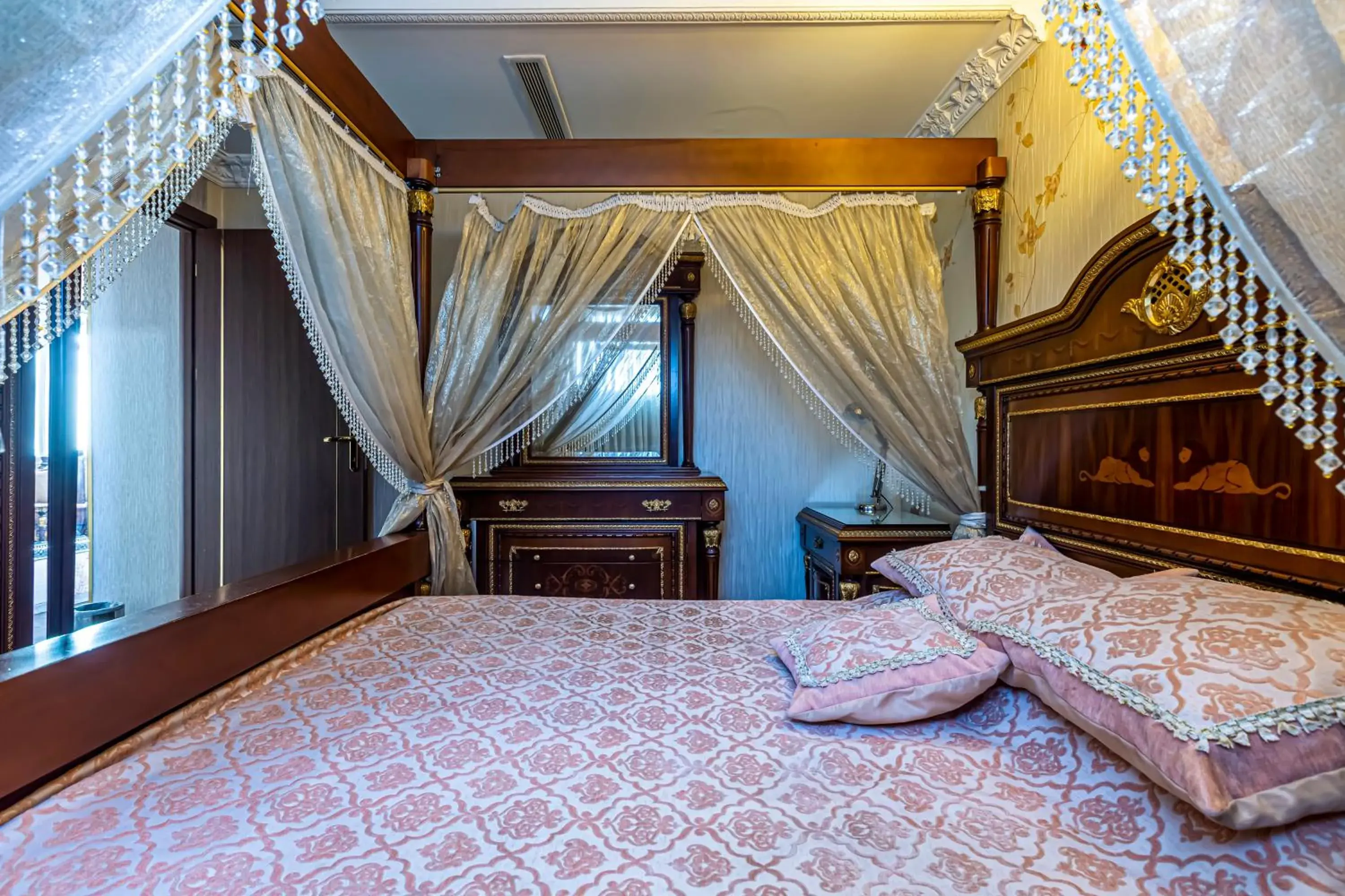 Bed in Marmaray Hotel