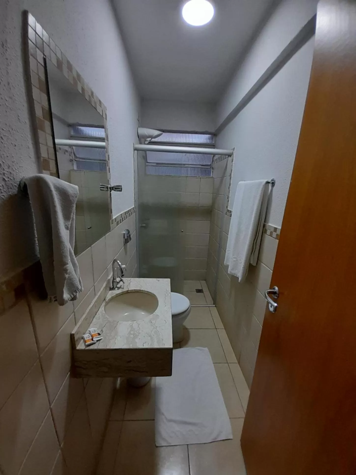 Bathroom in Jales Center Hotel