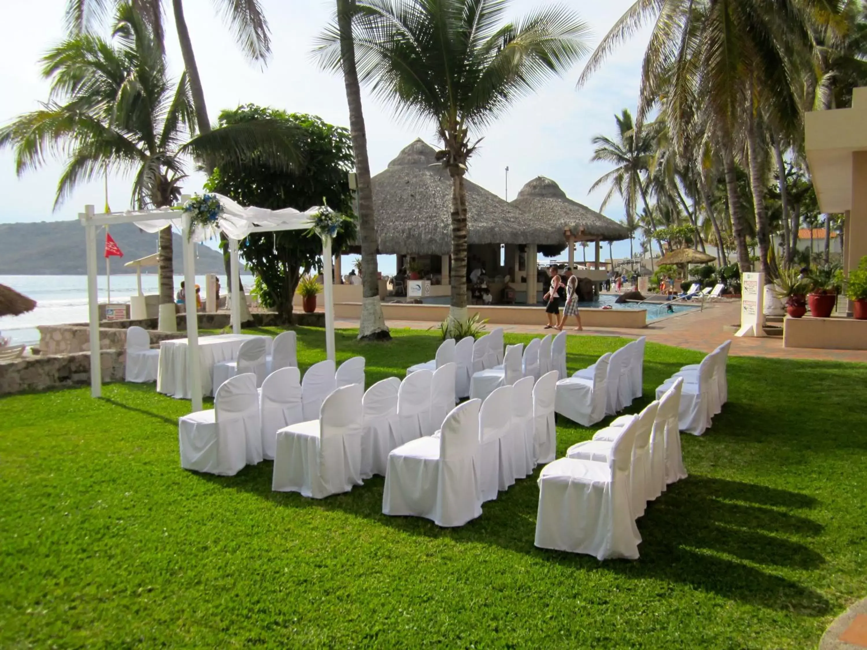 Garden, Banquet Facilities in The Palms Resort of Mazatlan