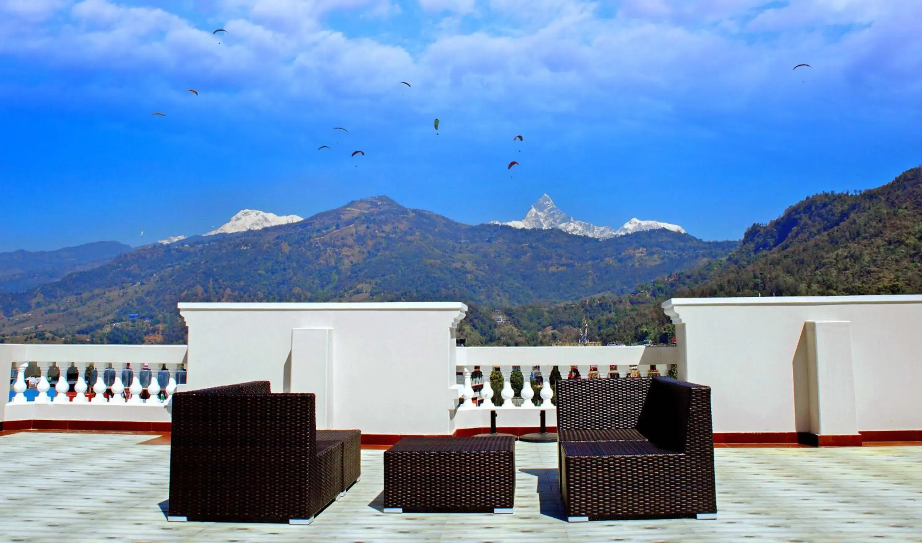 Mountain View in Da Yatra Courtyard Hotel