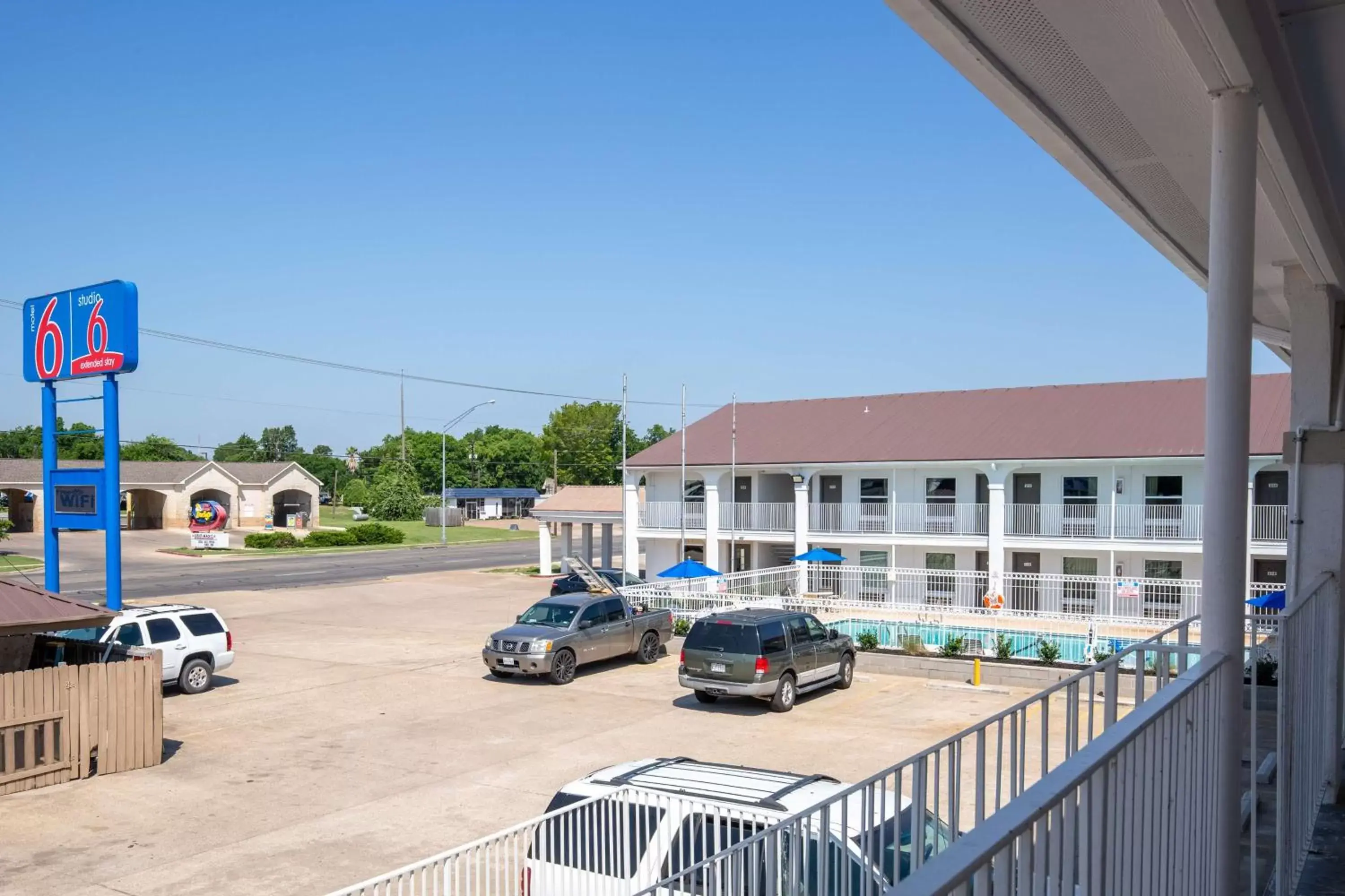 Property building in Motel 6-Bryan, TX - University Area Property building in Motel 6-Bryan, TX - University Area